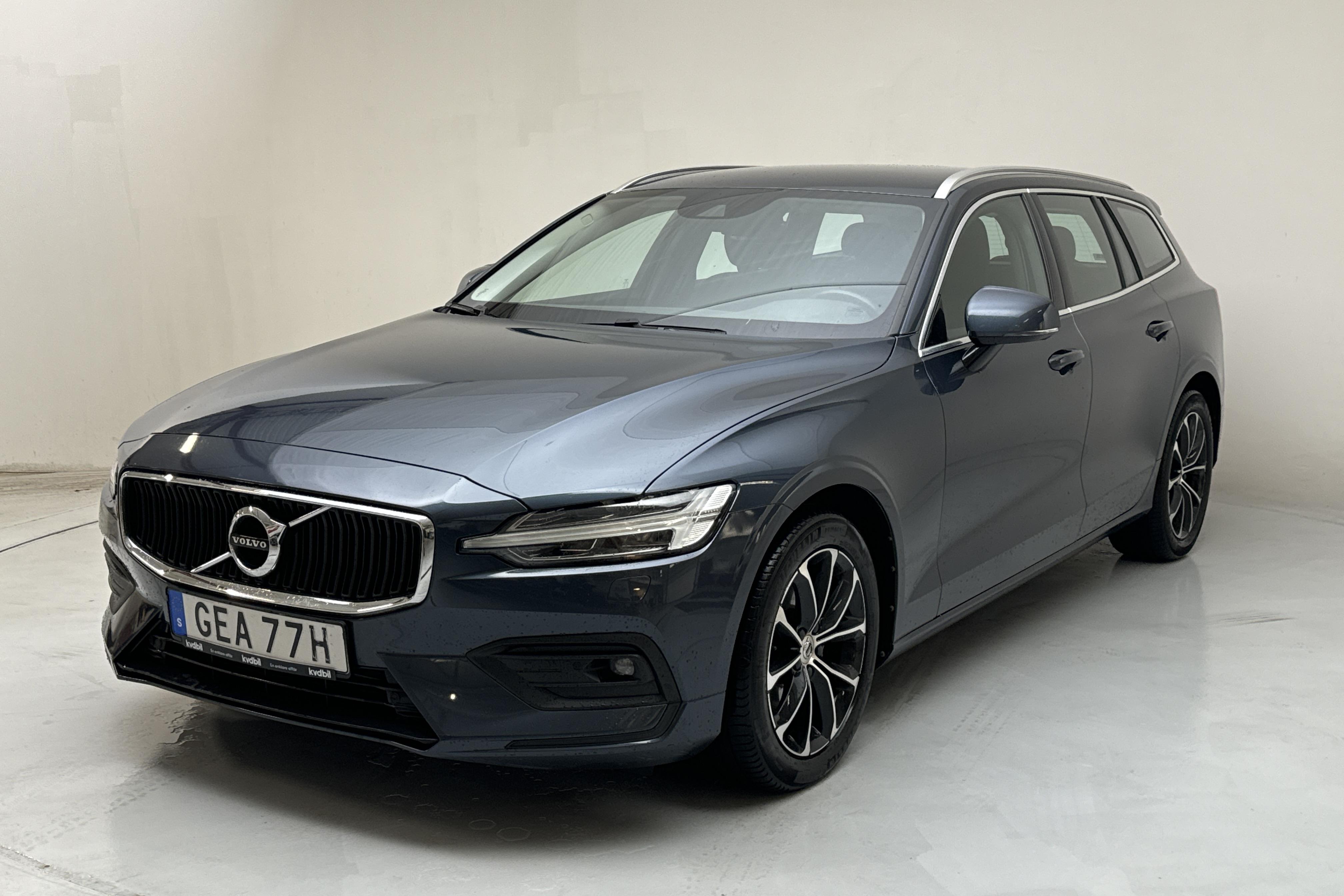 Volvo V60 D4 (190hk) - 107 060 km - Automaatne - Dark Blue - 2021