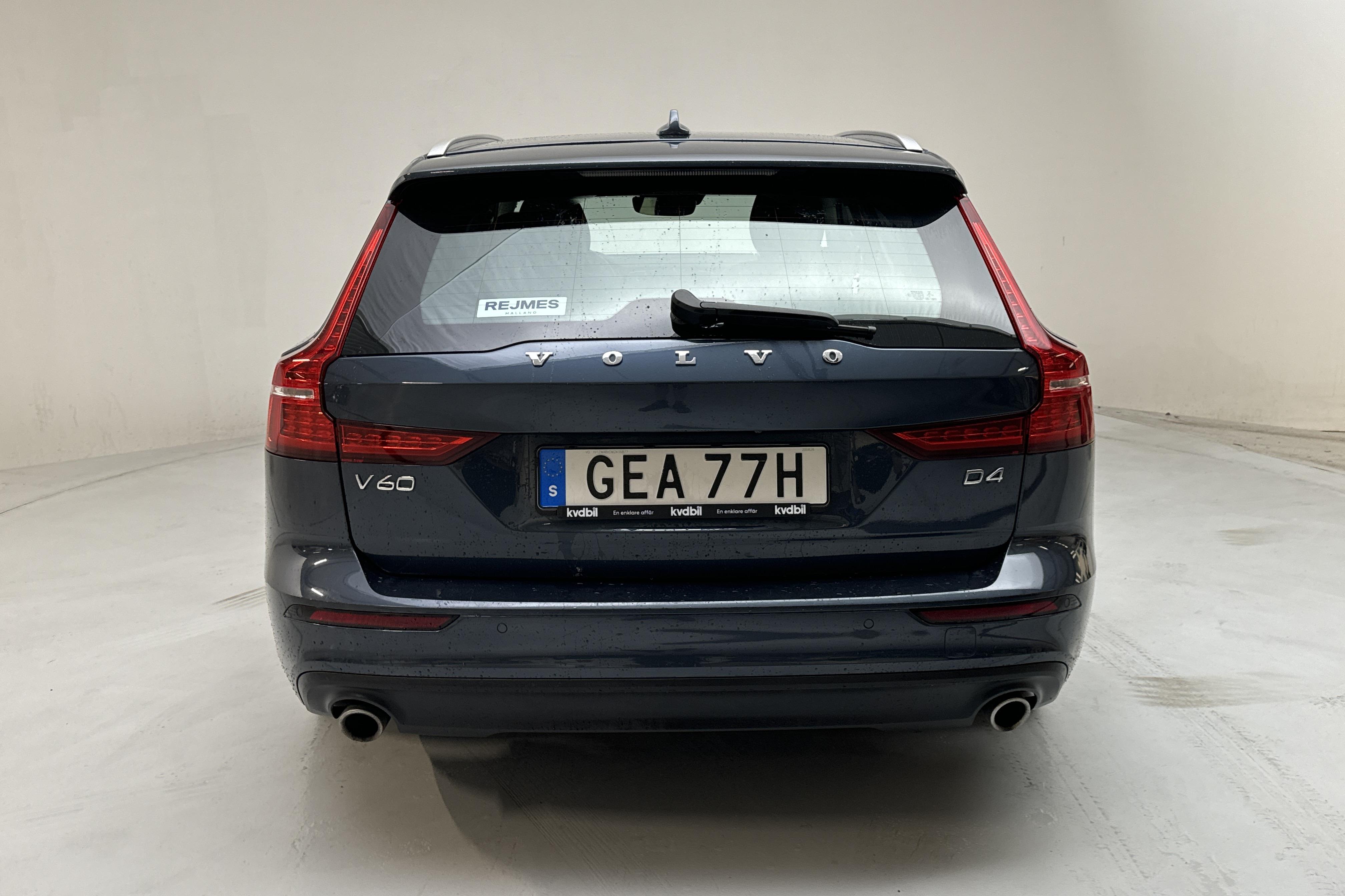 Volvo V60 D4 (190hk) - 107 060 km - Automatyczna - Dark Blue - 2021