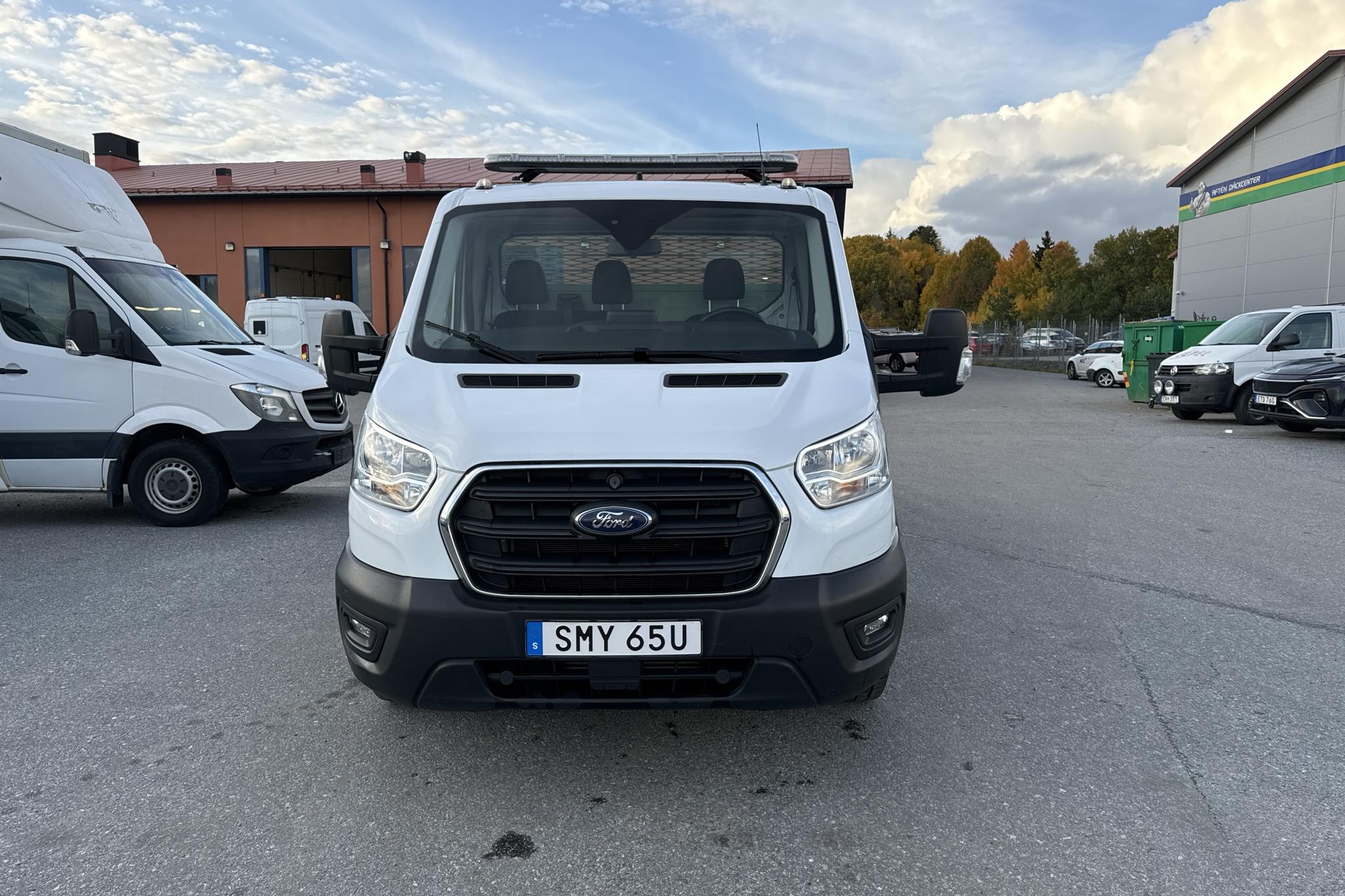 Ford Transit 350 2.0 2WD Pickup/Chassi (170hk) - 20 520 km - Automatic - white - 2022