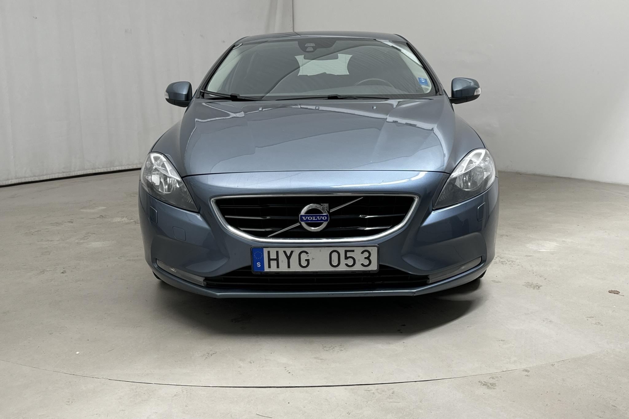 Volvo V40 D2 (115hk) - 17 329 mil - Manuell - blå - 2013