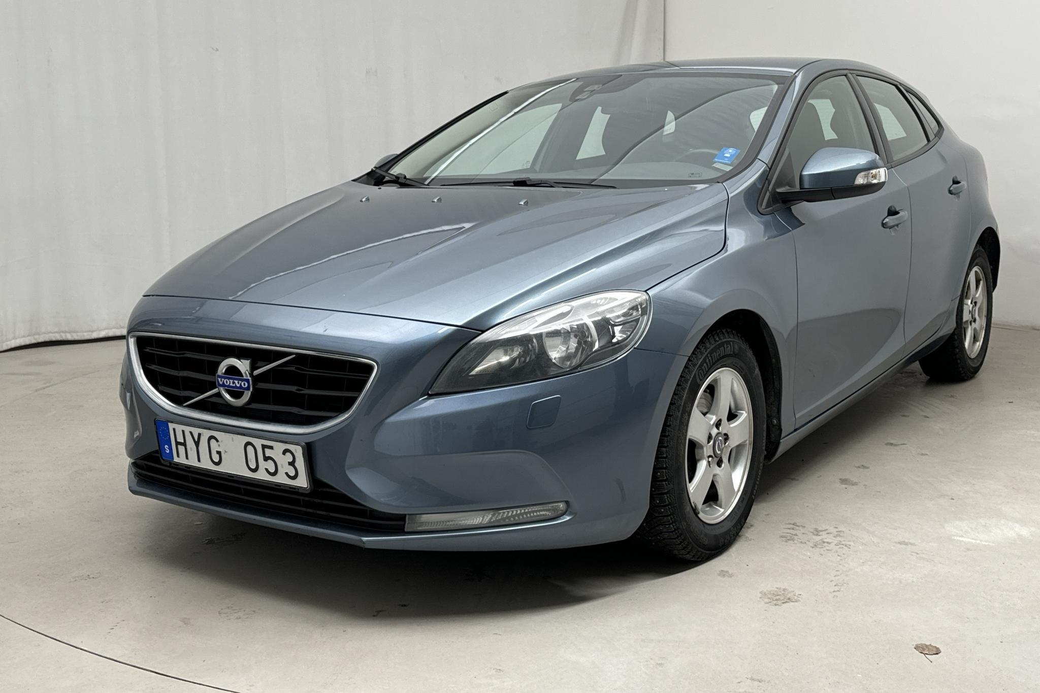 Volvo V40 D2 (115hk) - 173 290 km - Manualna - niebieski - 2013