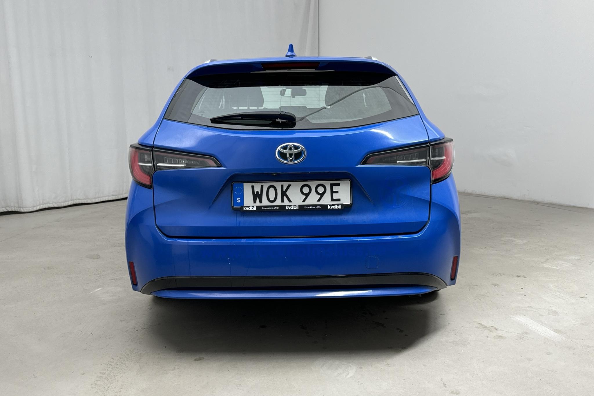 Toyota Corolla 1.8 Hybrid Touring Sports (122hk) - 104 900 km - Automaattinen - valkoinen - 2022