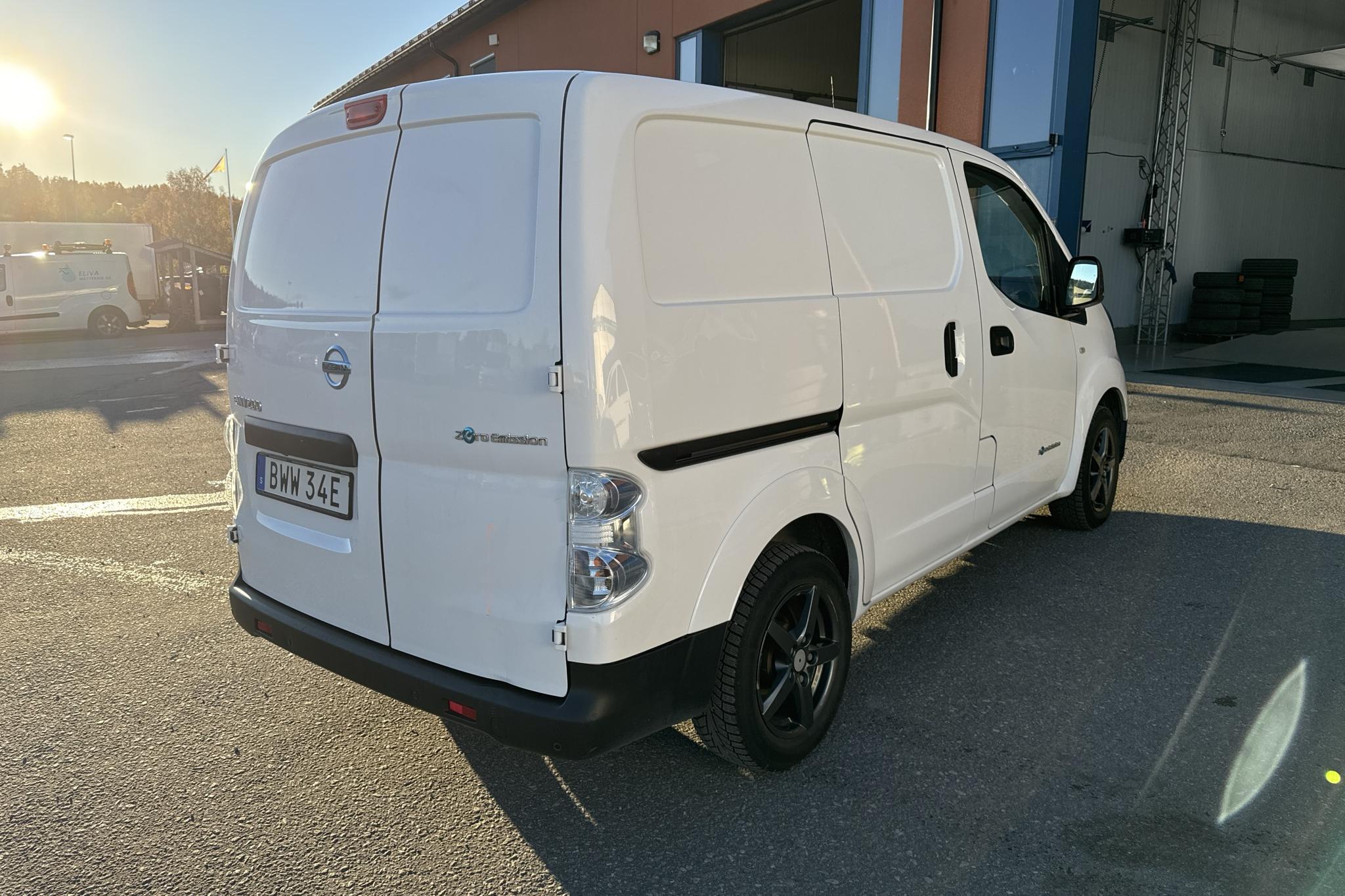 Nissan e-NV200 40,0 kWh (109hk) - 57 120 km - Automatyczna - biały - 2019