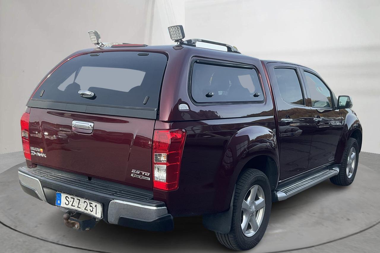 Isuzu D-MAX 2.5 DDI 4WD (163hk) - 193 650 km - Automatyczna - Dark Red - 2014