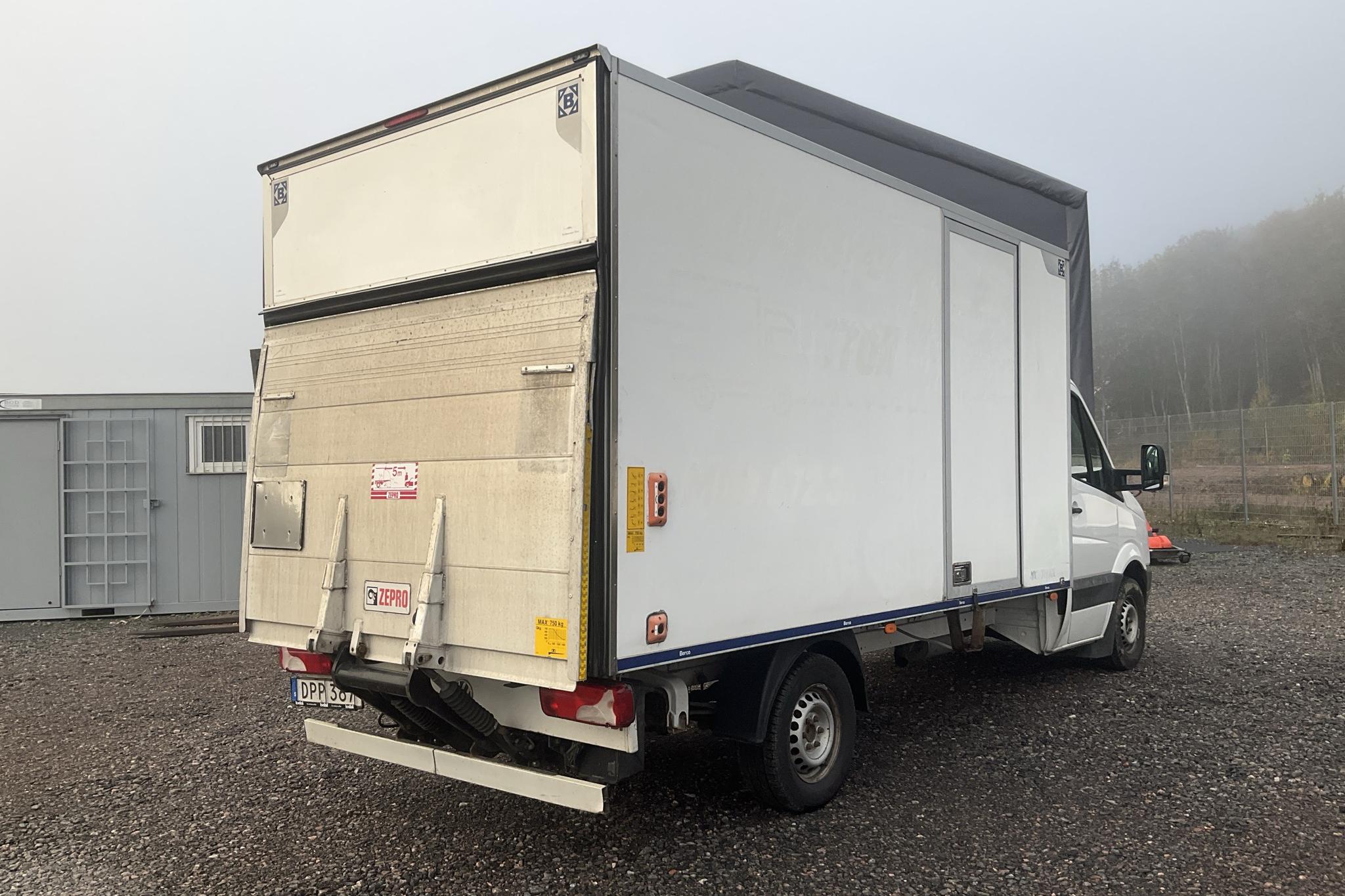 VW Crafter 35 2.0 TDI Flak (163hk) - 253 730 km - Manualna - biały - 2016