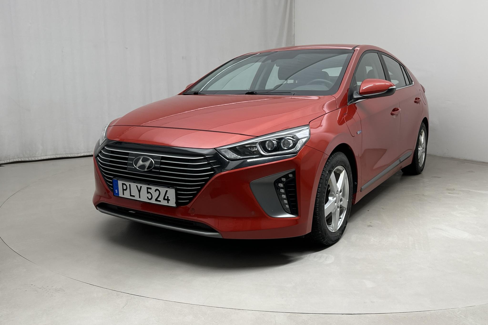 Hyundai IONIQ Plug-in (141hk) - 83 040 km - Automaattinen - oranssi - 2017