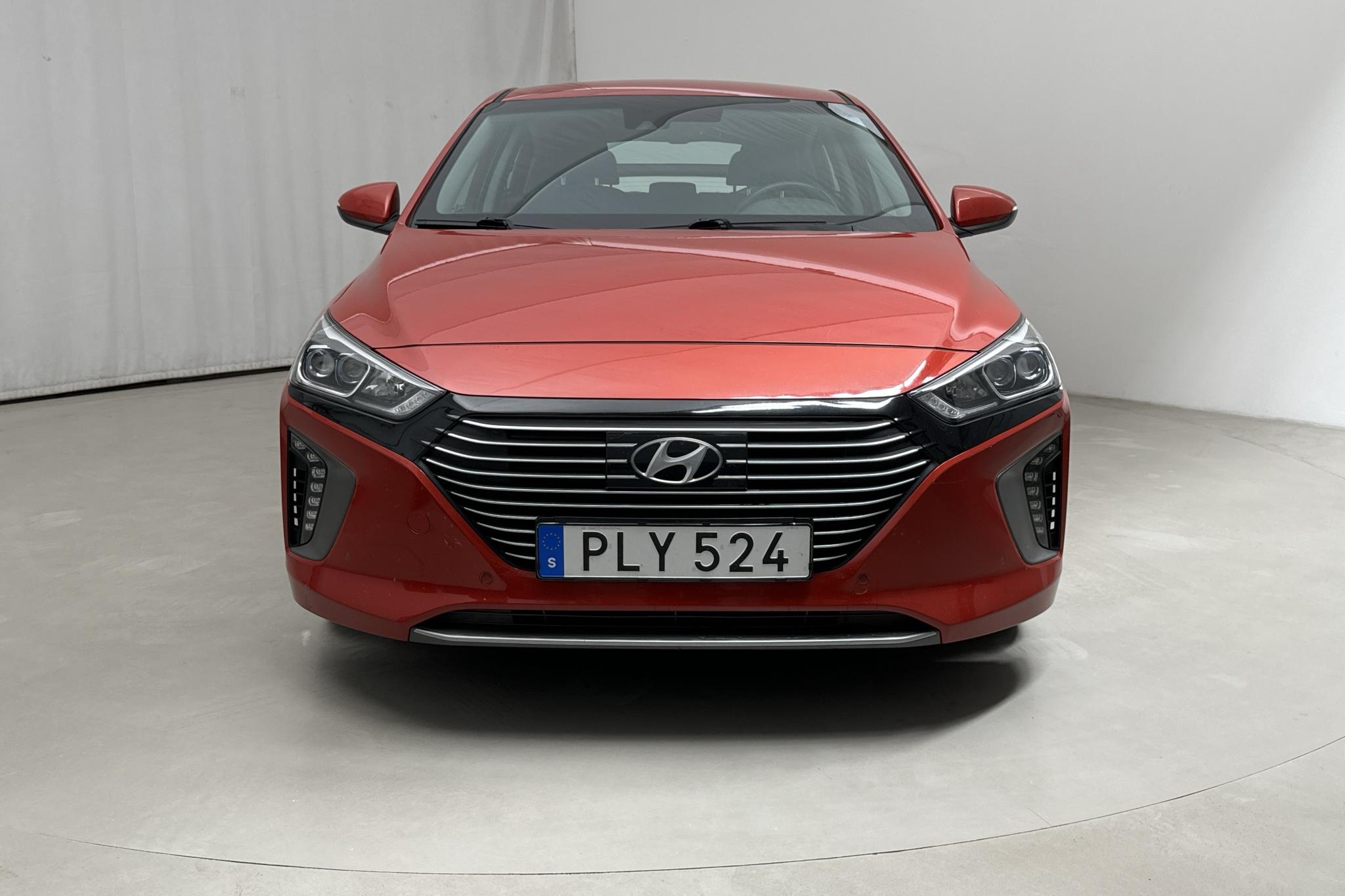 Hyundai IONIQ Plug-in (141hk) - 83 040 km - Automaattinen - oranssi - 2017