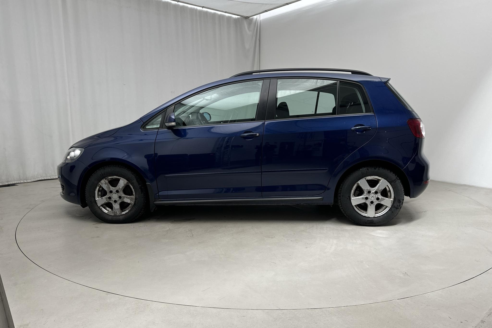 VW Golf VI 1.6 TDI BlueMotion Technology Plus (105hk) - 14 153 mil - Automat - Dark Blue - 2012