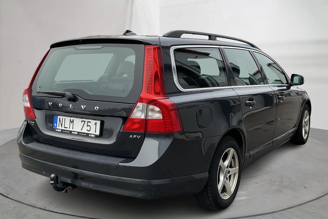 Volvo V70 II 2.5FT (231hk) - 261 200 km - Automaattinen - harmaa - 2010