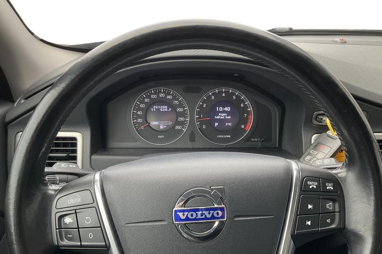 Volvo V70 II 2.5FT (231hk) - 261 200 km - Automaatne - hall - 2010