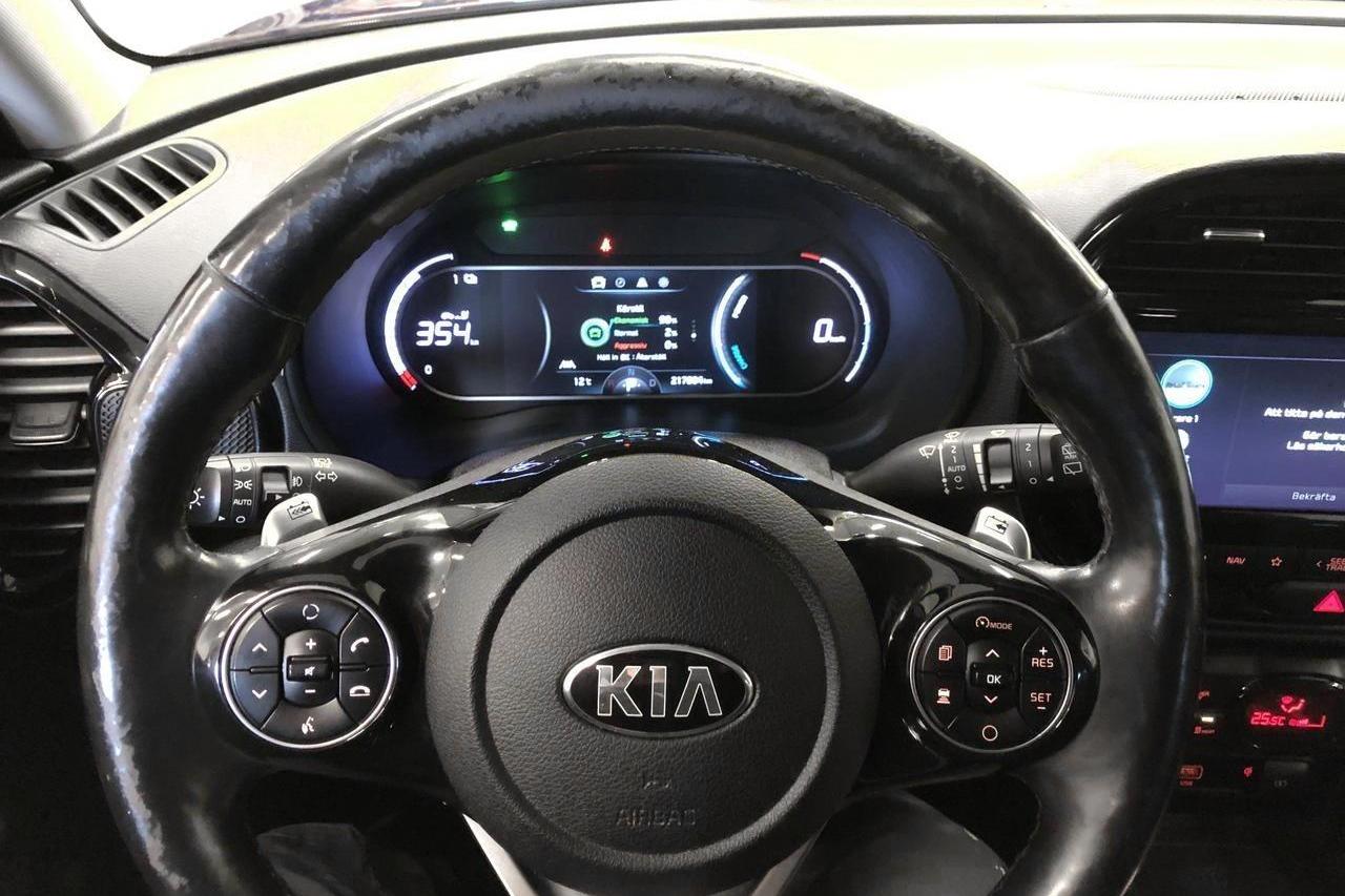 KIA e-Soul Long Range 64 kWh (204hk) - 217 800 km - Automaatne - sinine - 2020