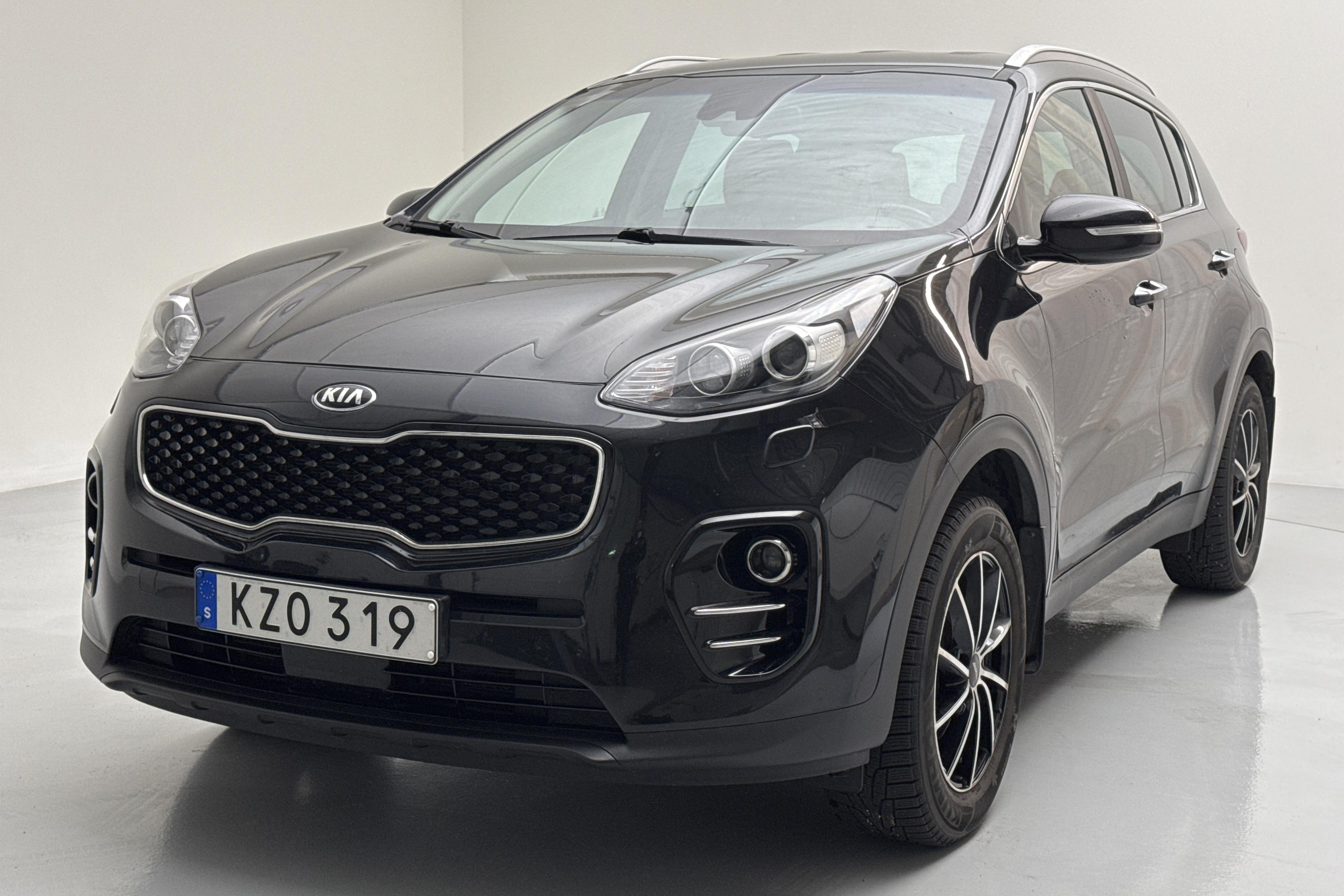 KIA Sportage 1.6 2WD (136hk) - 102 030 km - Käsitsi - must - 2016