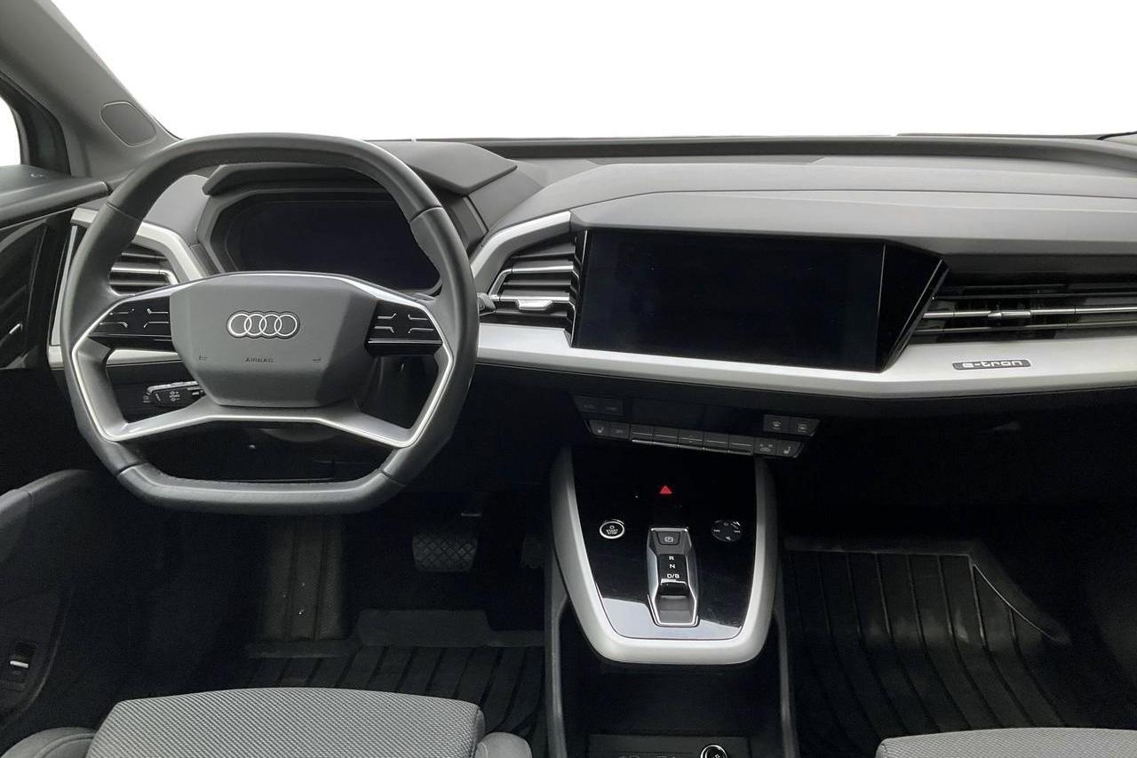 Audi Q4 40 e-tron 77 kWh (204hk) - 49 380 km - Automatyczna - niebieski - 2022