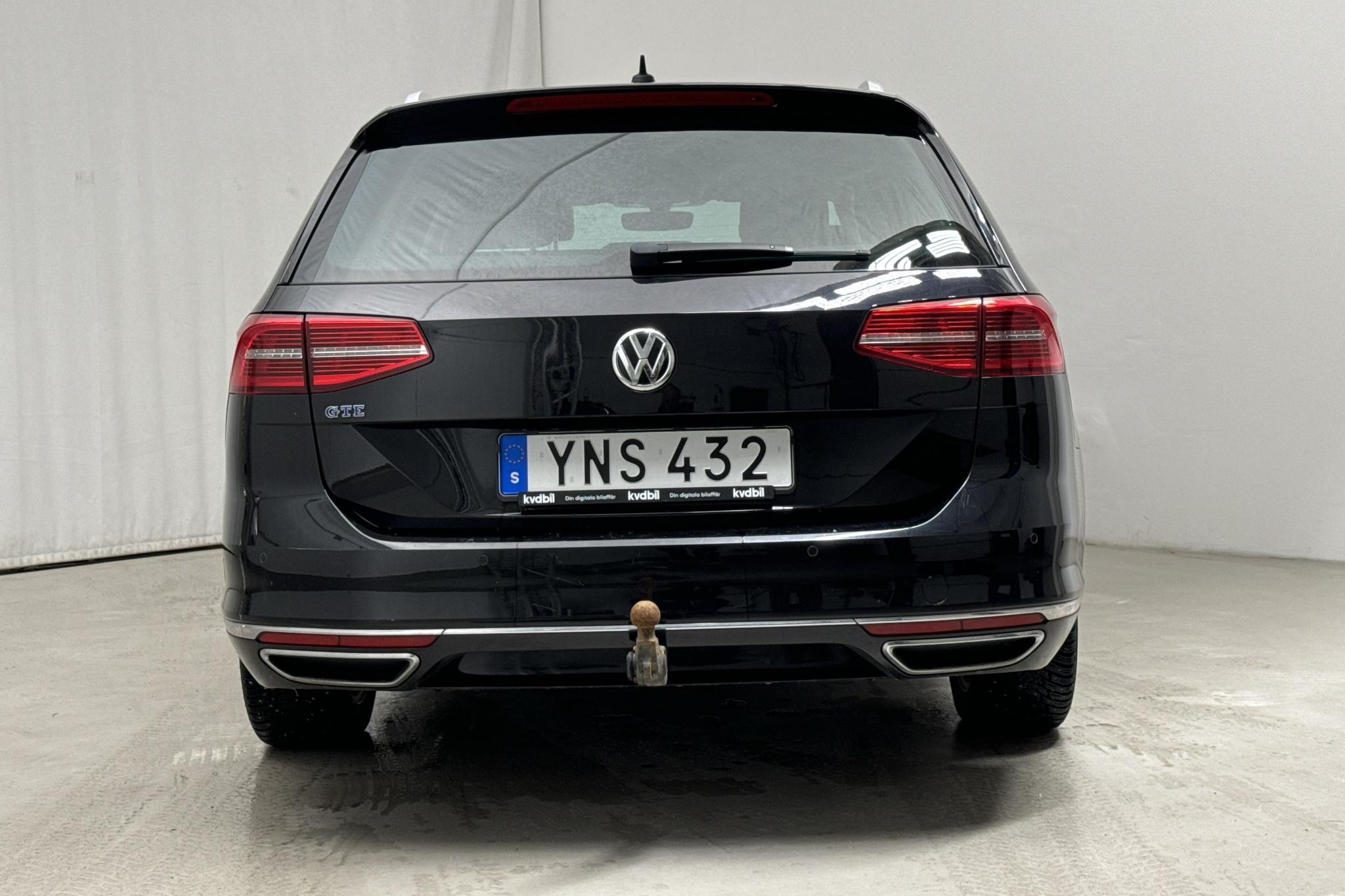 VW Passat 1.4 Plug-in-Hybrid Sportscombi (218hk) - 85 460 km - Automaatne - must - 2018