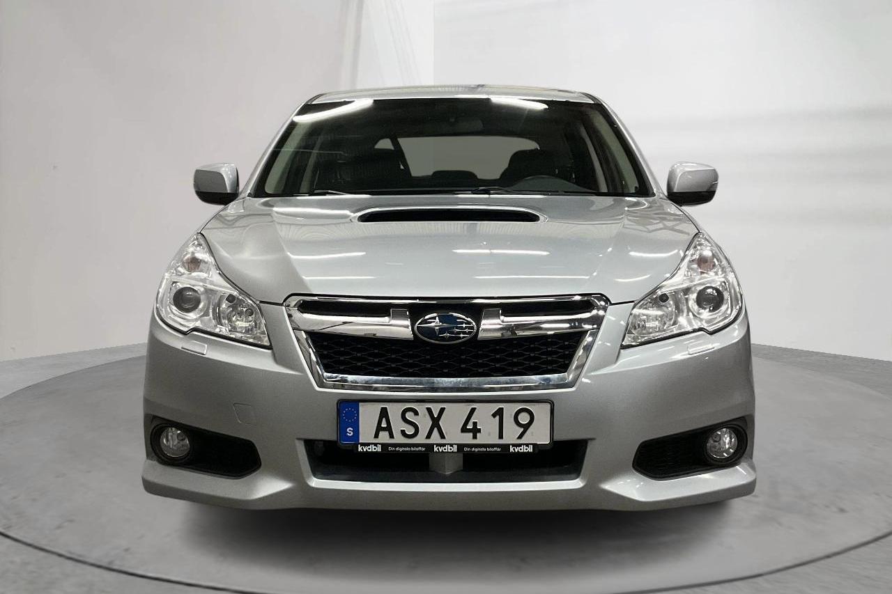 Subaru Legacy 2.0D Station (150hk) - 140 130 km - Manuaalinen - hopea - 2014