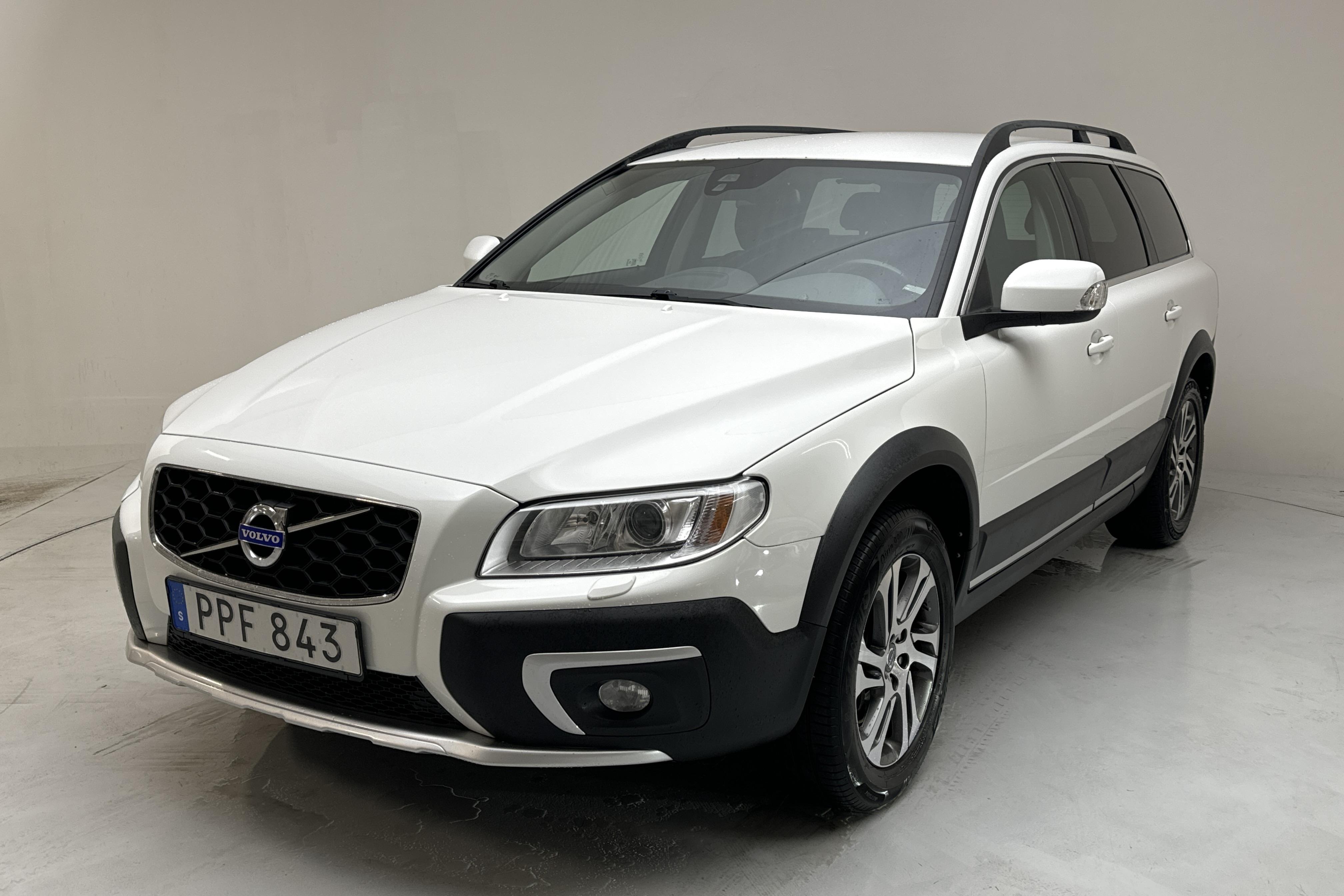 Volvo XC70 II D4 AWD (181hk) - 27 257 mil - Automat - vit - 2015