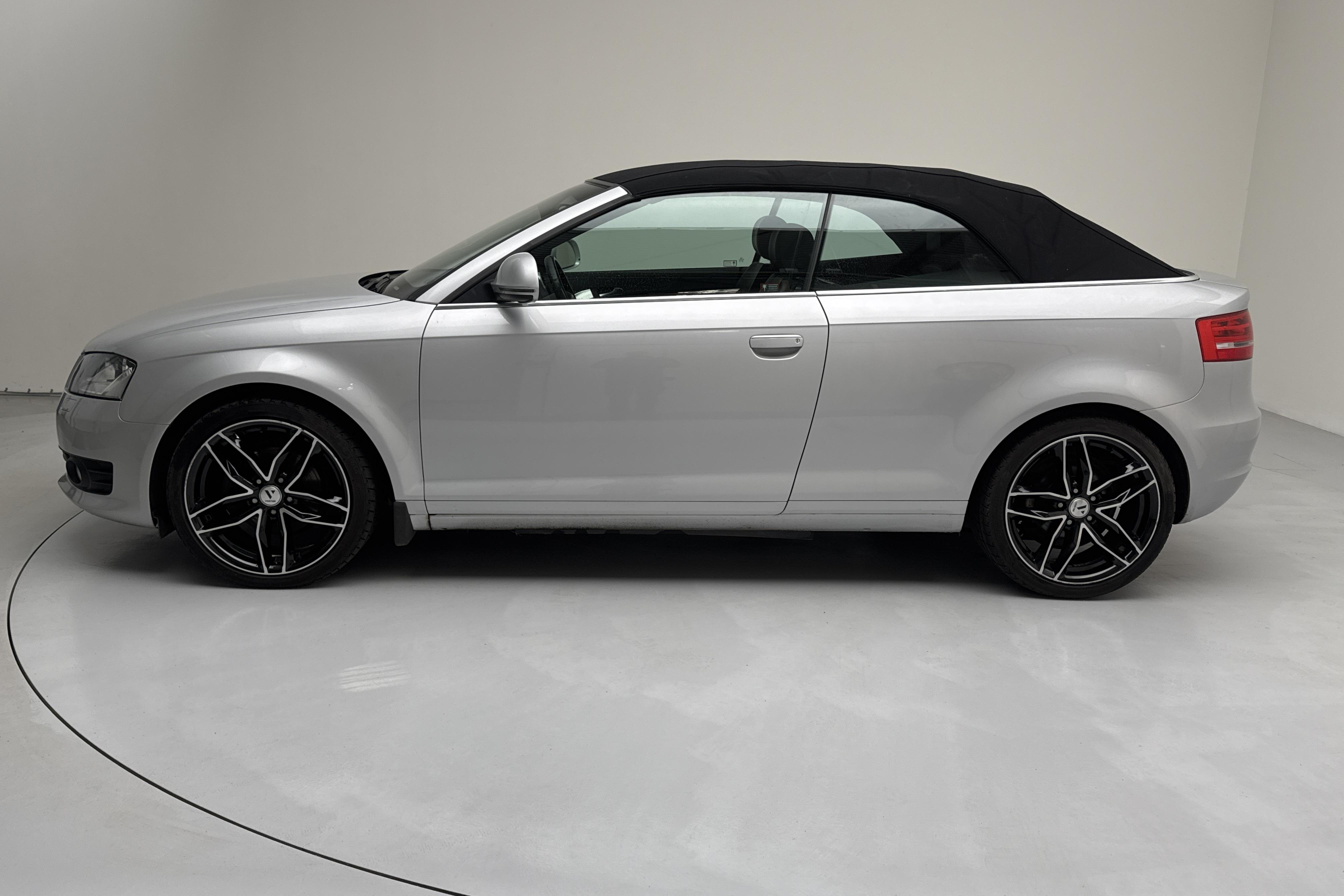 Audi A3 1.8 TFSI Cabriolet (160hk) - 119 000 km - Käsitsi - hõbe - 2008