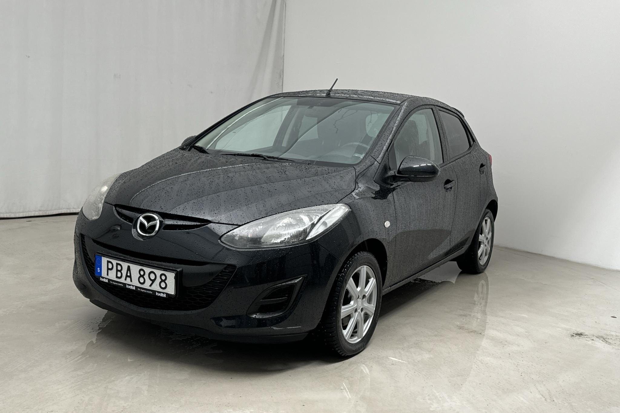 Mazda 2 1.3 5dr (84hk) - 6 728 mil - Manuell - svart - 2014