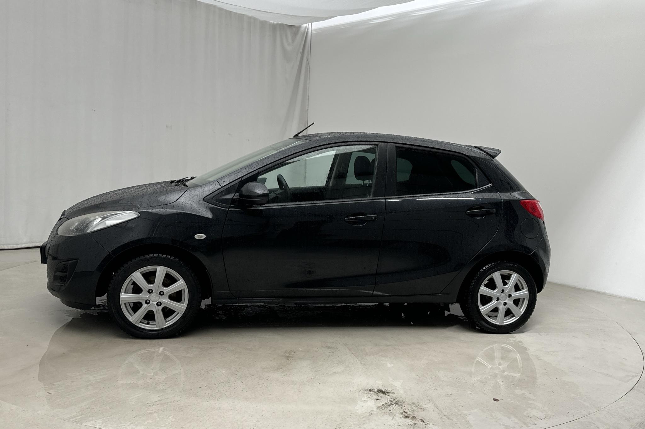 Mazda 2 1.3 5dr (84hk) - 67 280 km - Manual - black - 2014