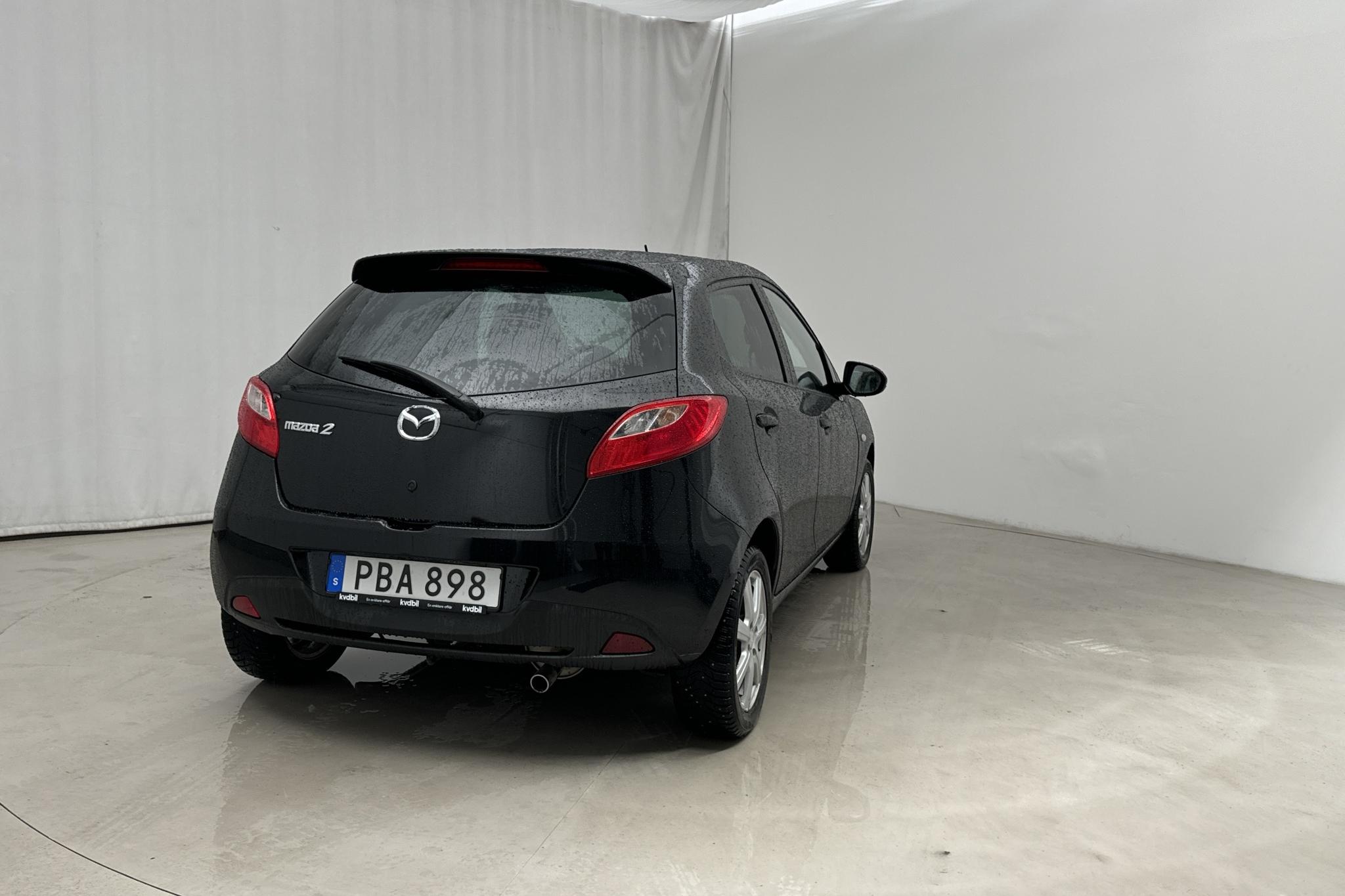 Mazda 2 1.3 5dr (84hk) - 67 280 km - Käsitsi - must - 2014