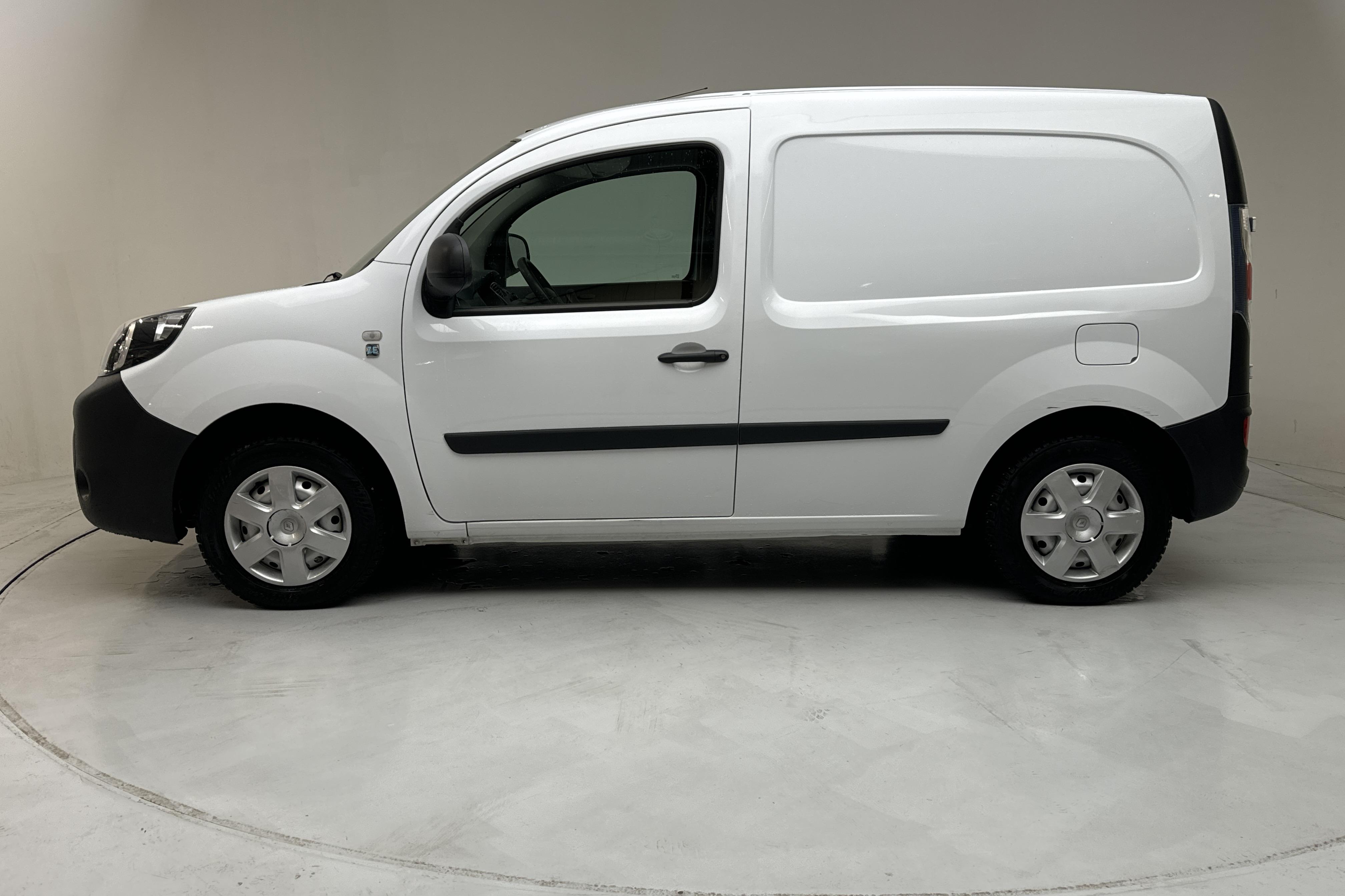 Renault Kangoo II Z.E. 22 kWh Skåp (60hk) - 39 630 km - Automatyczna - biały - 2017