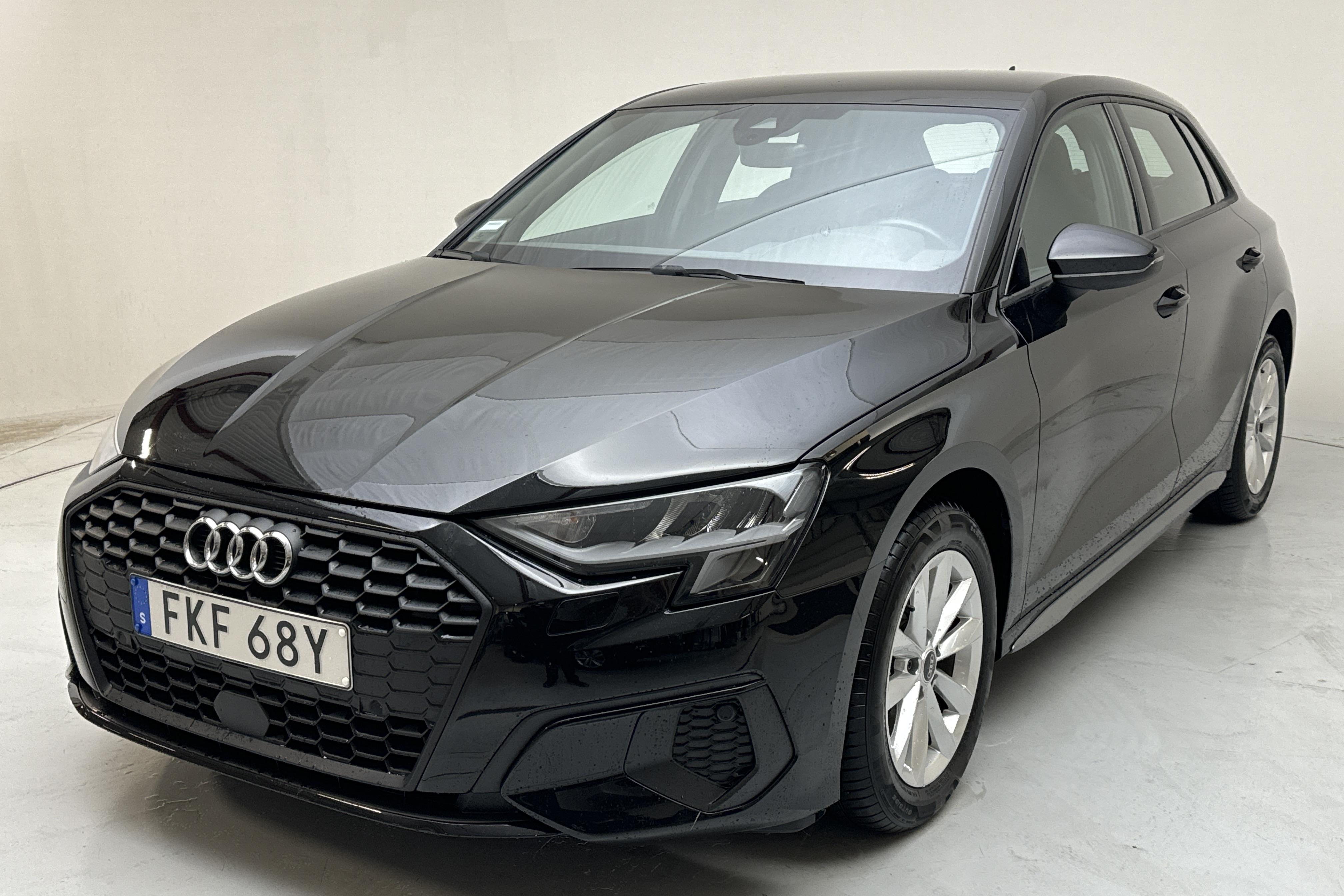 Audi A3 Sportback 35 TFSI (150hk) - 2 228 mil - Automat - svart - 2021