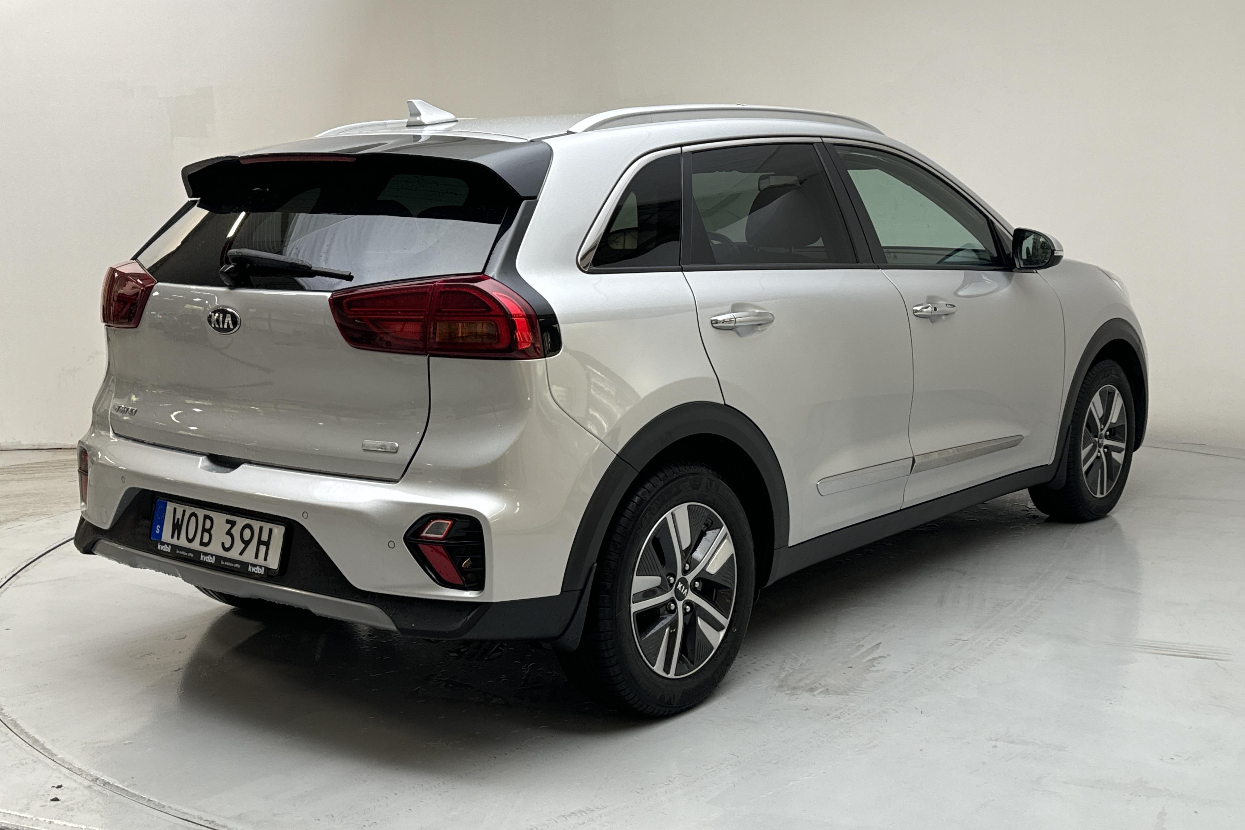 KIA Niro Plug-in Hybrid 1.6 (141hk) - 4 419 mil - Automat - grå - 2020