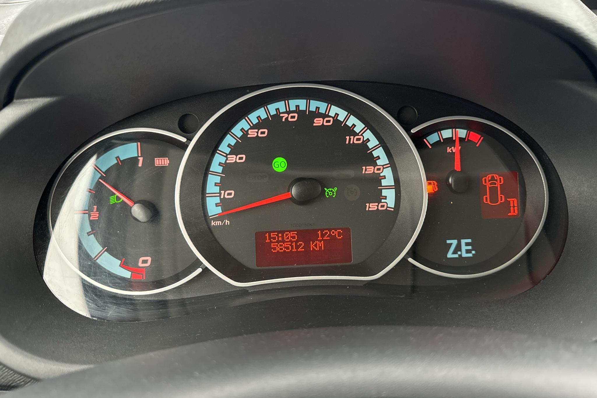 Renault Kangoo Z.E Power Plus 33 kWh Maxi Skåp (60hk) - 58 510 km - Automaatne - valge - 2019