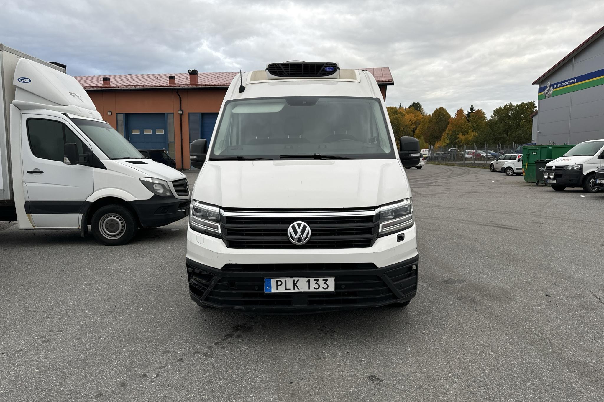 VW Crafter 35 2.0 TDI Skåp (177hk) - 277 800 km - Manual - white - 2017