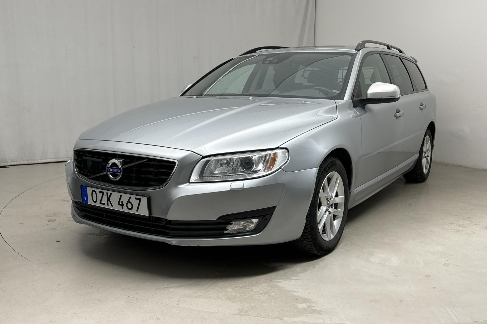 Volvo V70 II D4 AWD (181hk) - 145 120 km - Automaattinen - hopea - 2016