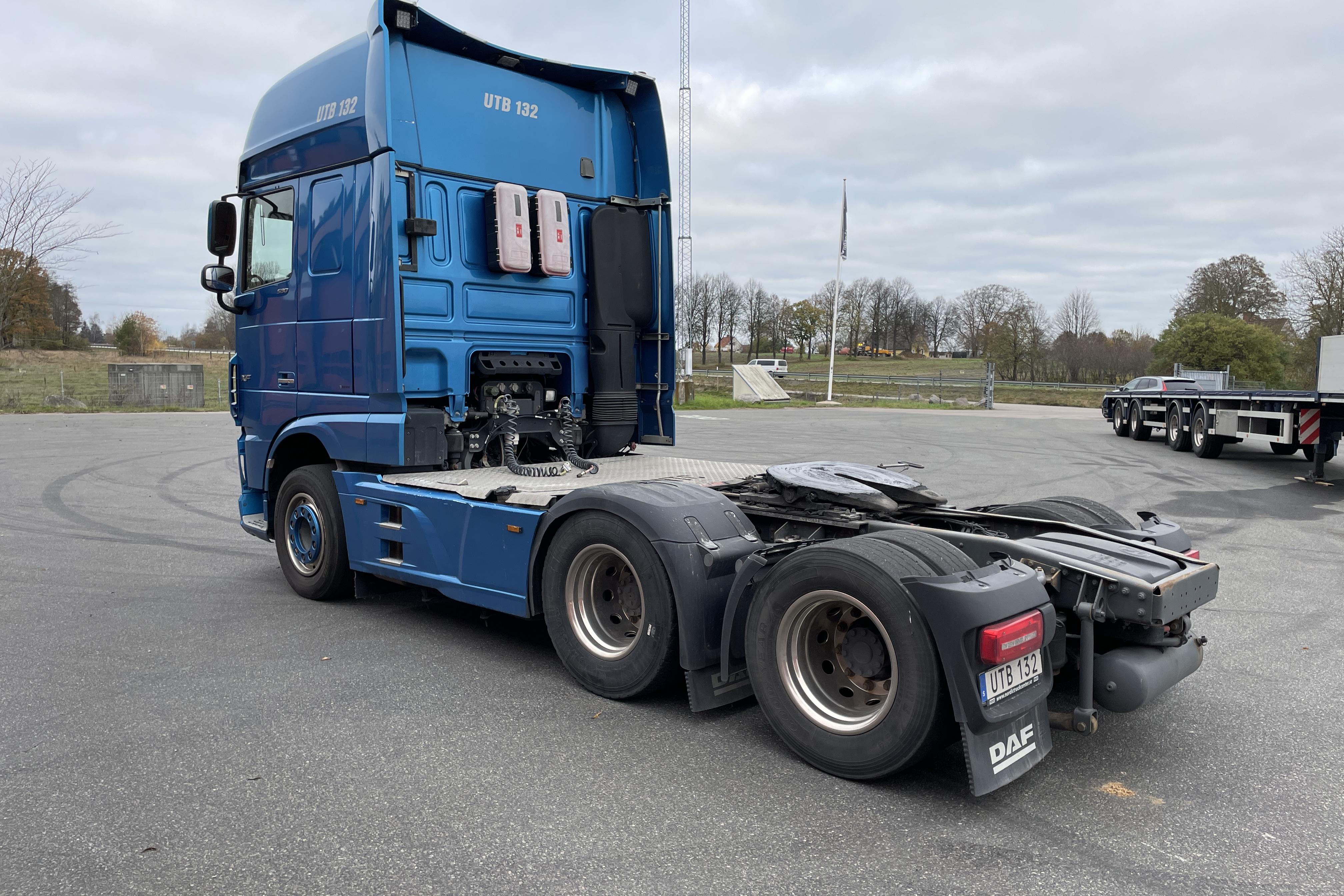 DAF FTS XF530Z - 412 751 km - Automat - blå - 2018