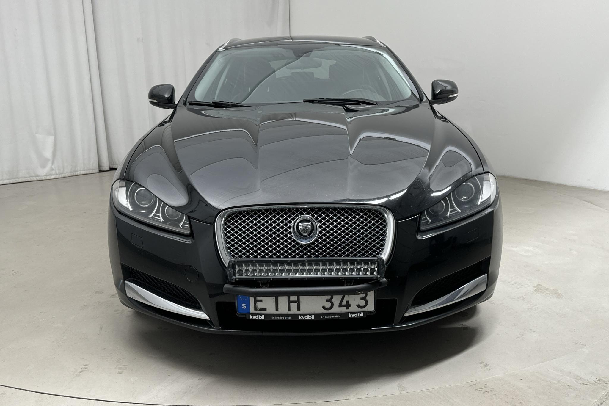 Jaguar XF 2.2 i4D Sportbrake (200hk) - 266 560 km - Automaattinen - harmaa - 2013