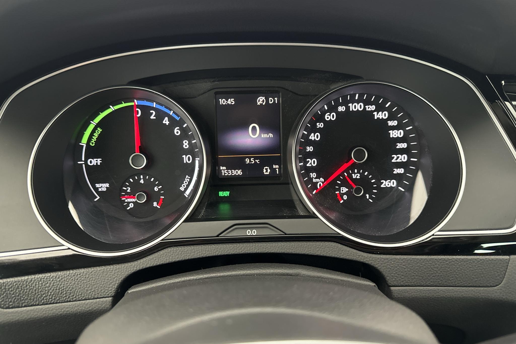 VW Passat 1.4 Plug-in-Hybrid Sportscombi (218hk) - 153 310 km - Automatyczna - czarny - 2016