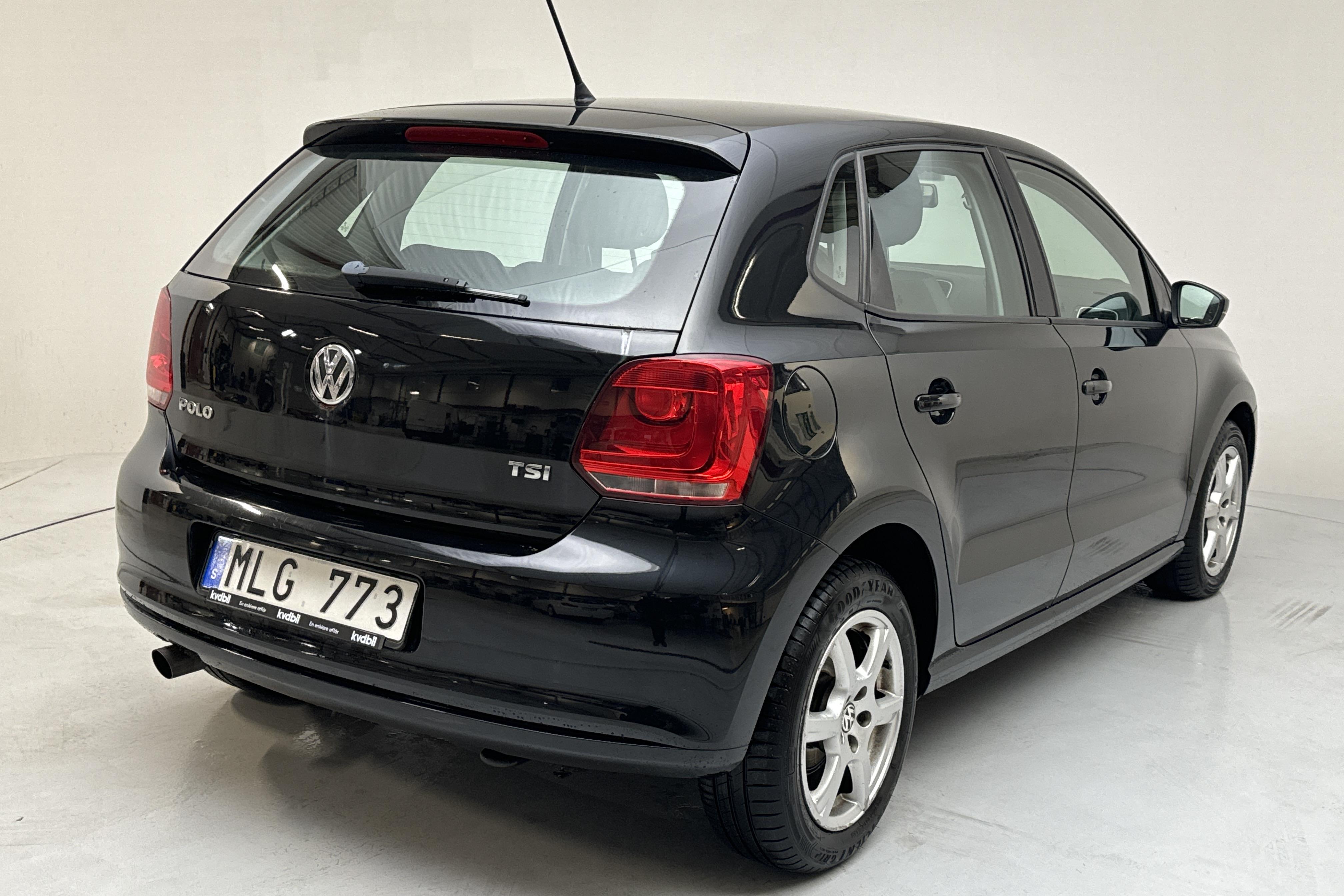 VW Polo 1.2 TSI 5dr (90hk) - 10 699 mil - Manuell - svart - 2012