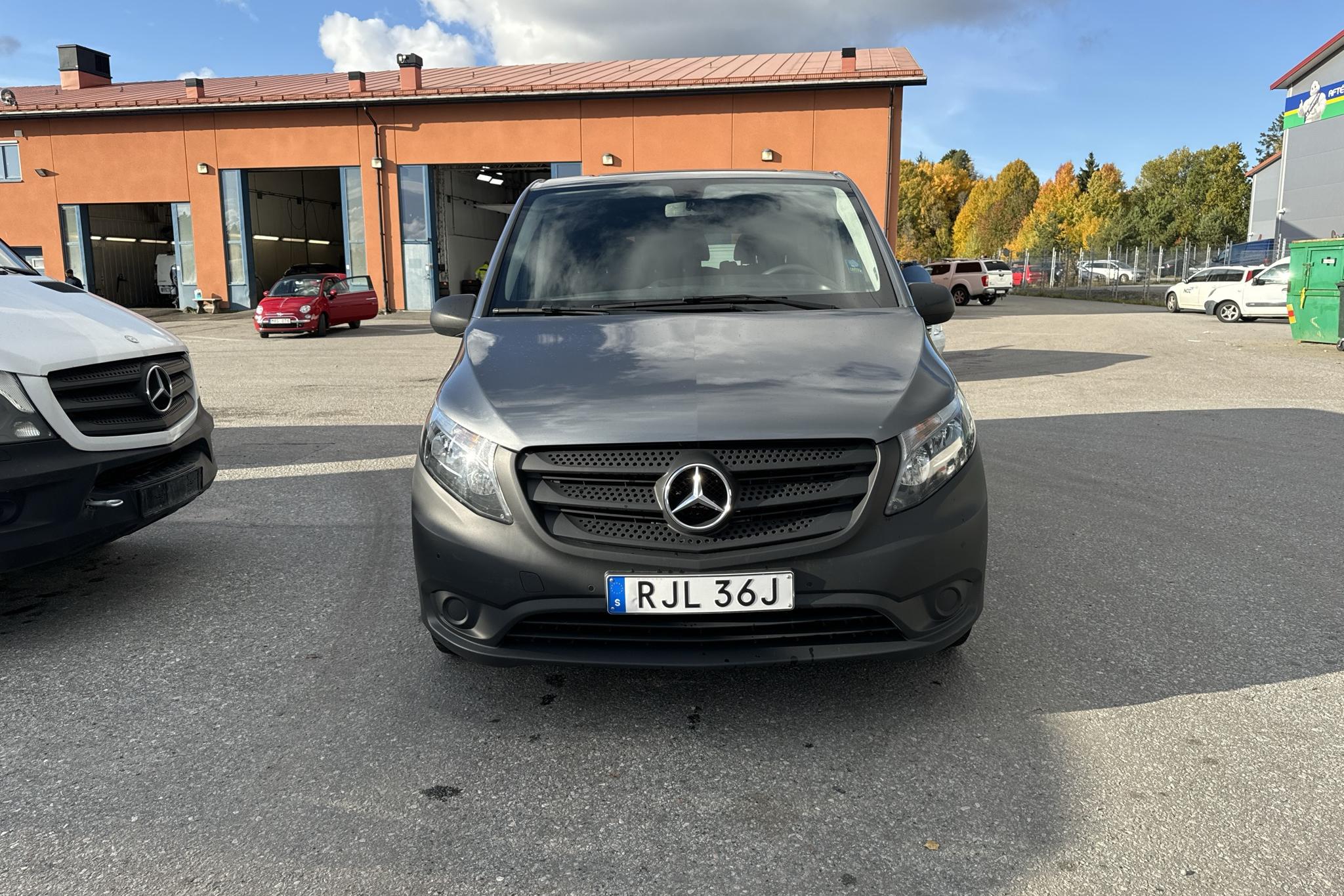 Mercedes Vito Tourer 116 CDI W640 (163hk) - 109 650 km - Automaatne - hall - 2020