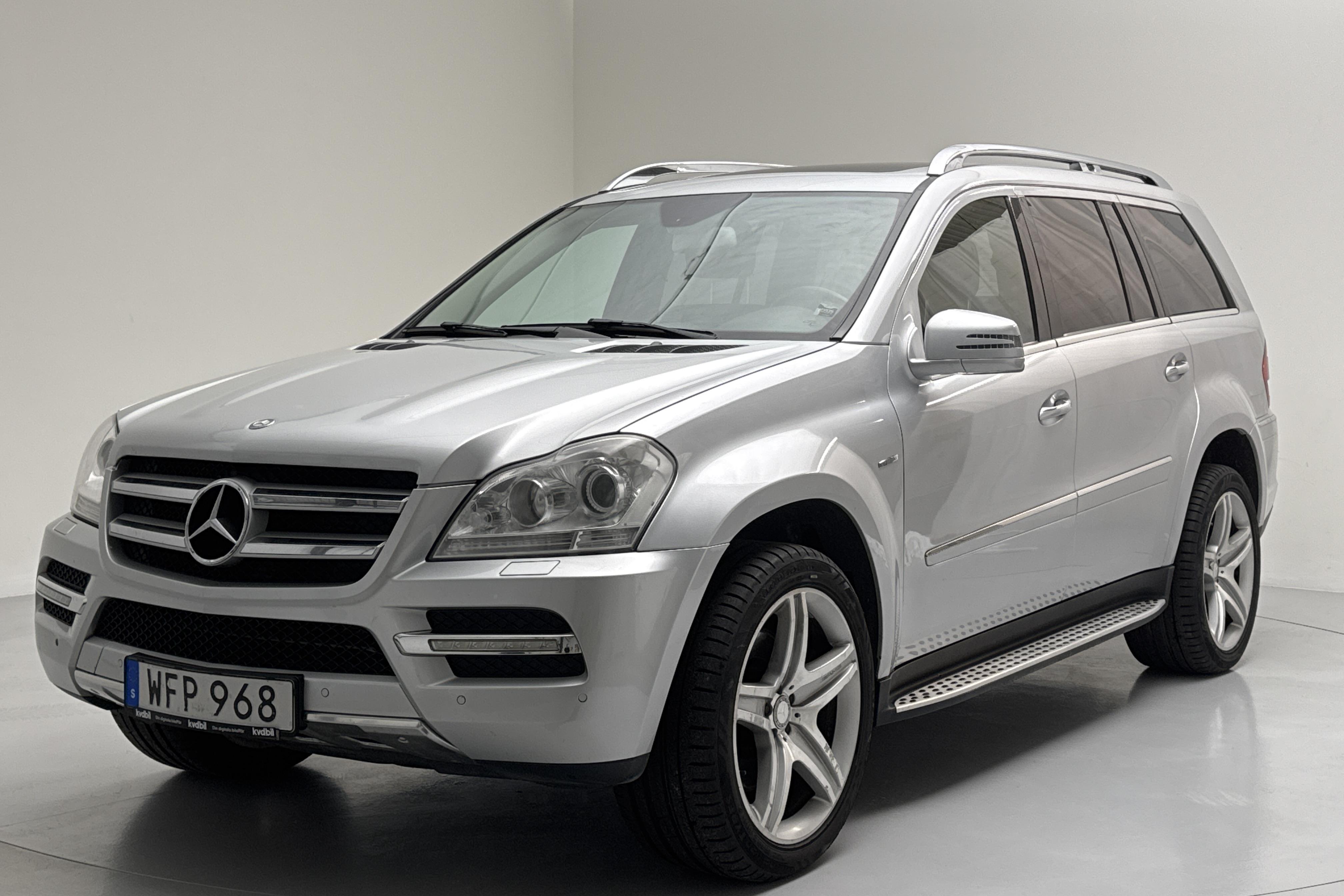 Mercedes GL 350 BlueTEC 4MATIC (211hk) - 209 280 km - Automatyczna - srebro - 2011