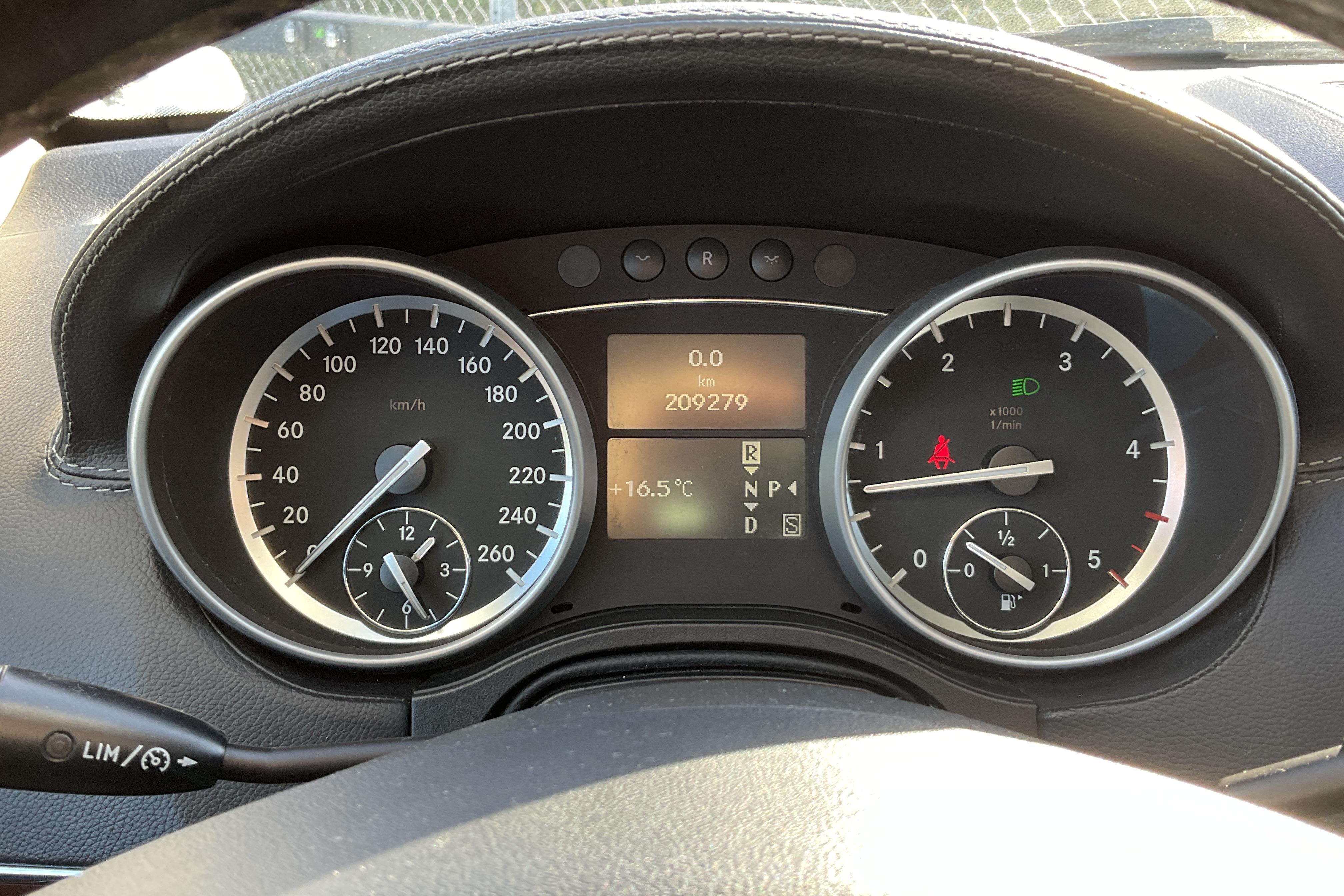 Mercedes GL 350 BlueTEC 4MATIC (211hk) - 209 280 km - Automaatne - hõbe - 2011