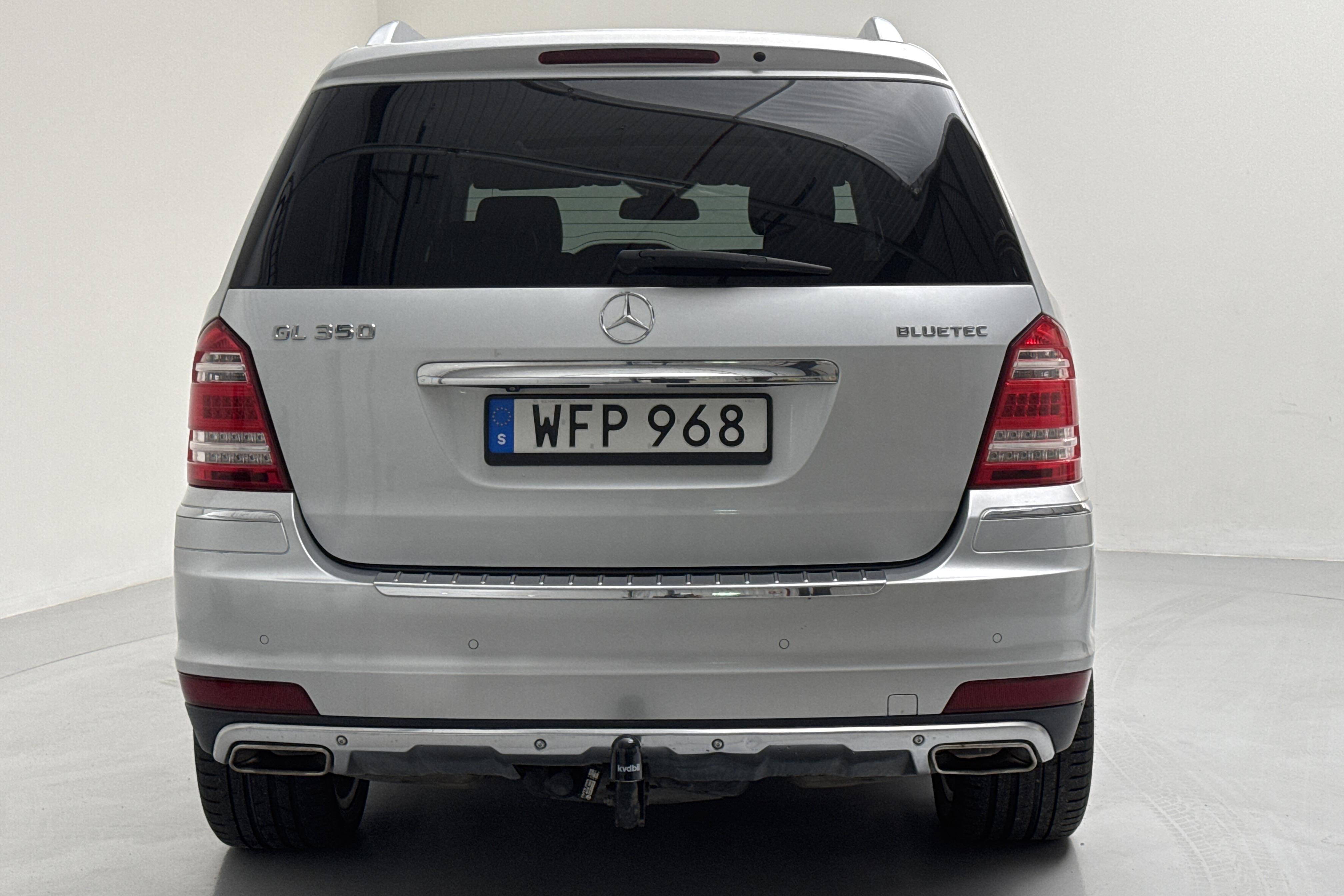 Mercedes GL 350 BlueTEC 4MATIC (211hk) - 209 280 km - Automaattinen - hopea - 2011