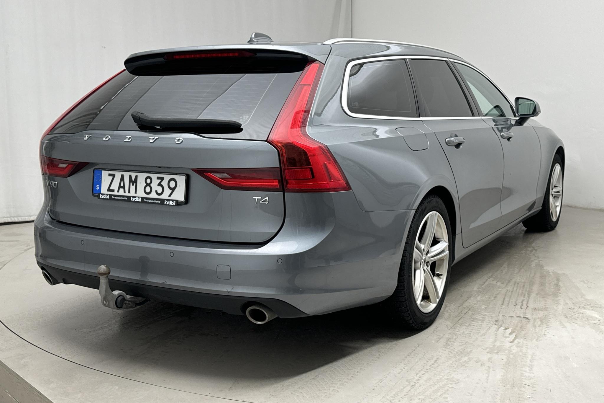 Volvo V90 T4 (190hk) - 96 350 km - Automatyczna - szary - 2018