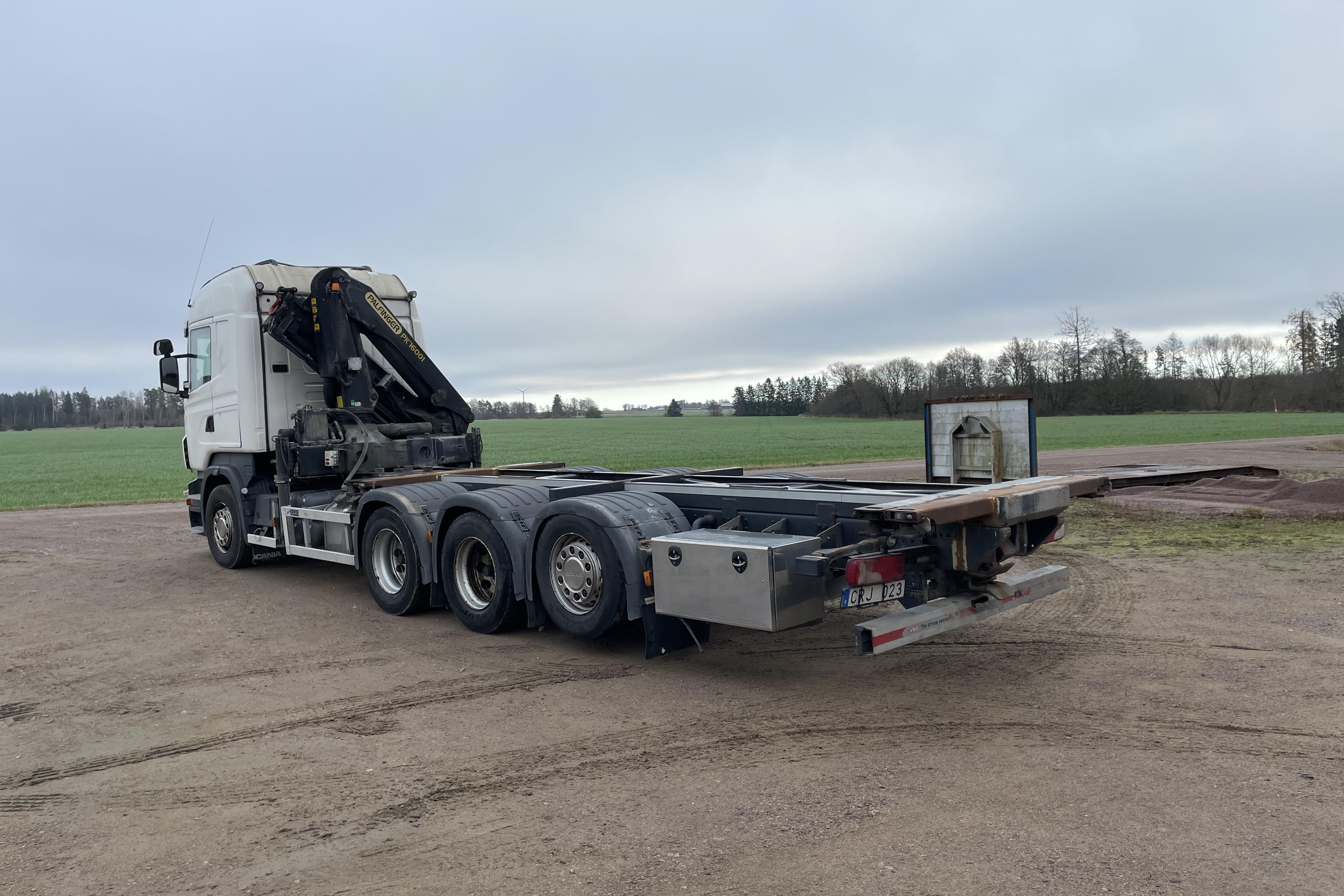 Scania R480 Kranbil med växelflaksram - 470 922 km - Manual - white - 2011