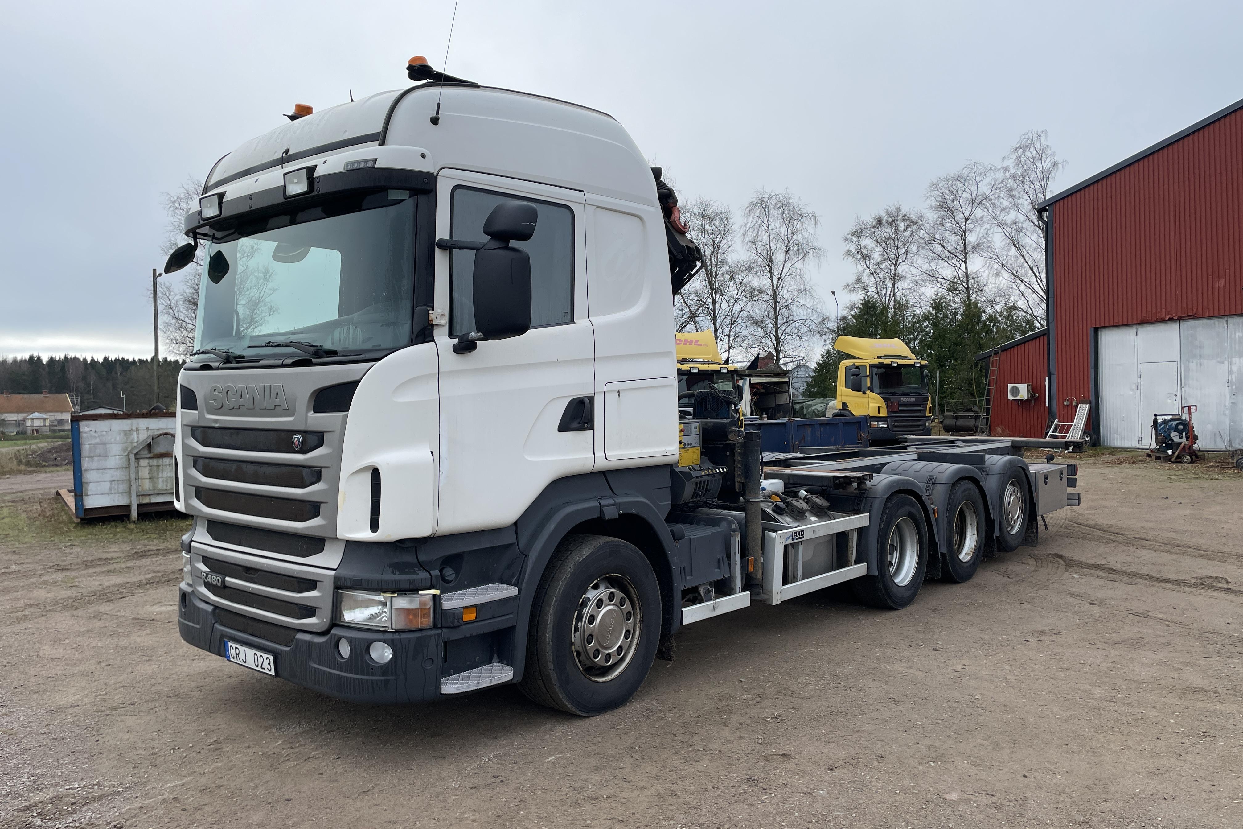 Scania R480 Kranbil med växelflaksram - 470 922 km - Manual - white - 2011