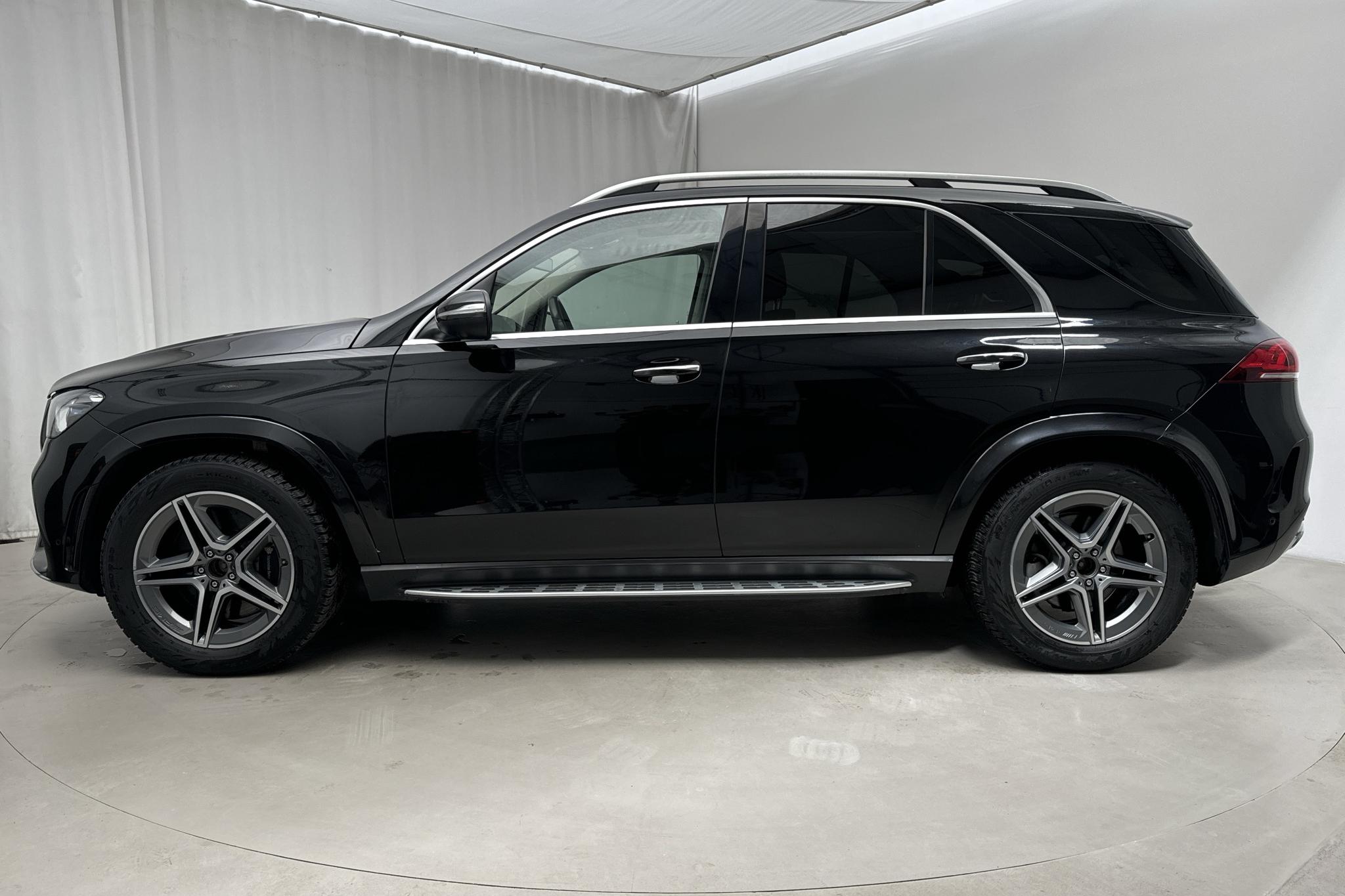 Mercedes GLE 450 4MATIC V167 (367hk) - 63 990 km - Automaatne - must - 2019