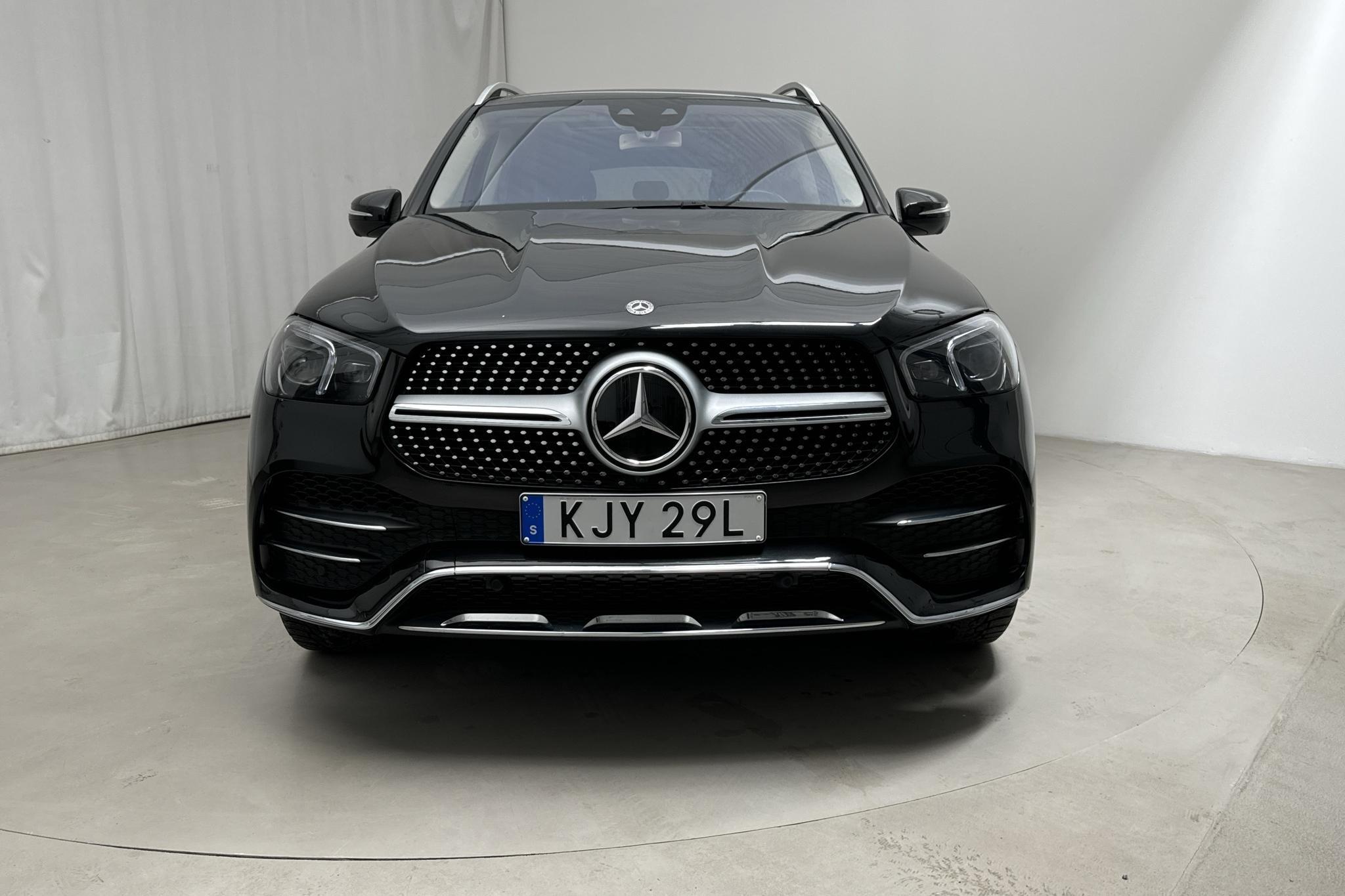 Mercedes GLE 450 4MATIC V167 (367hk) - 63 990 km - Automaatne - must - 2019