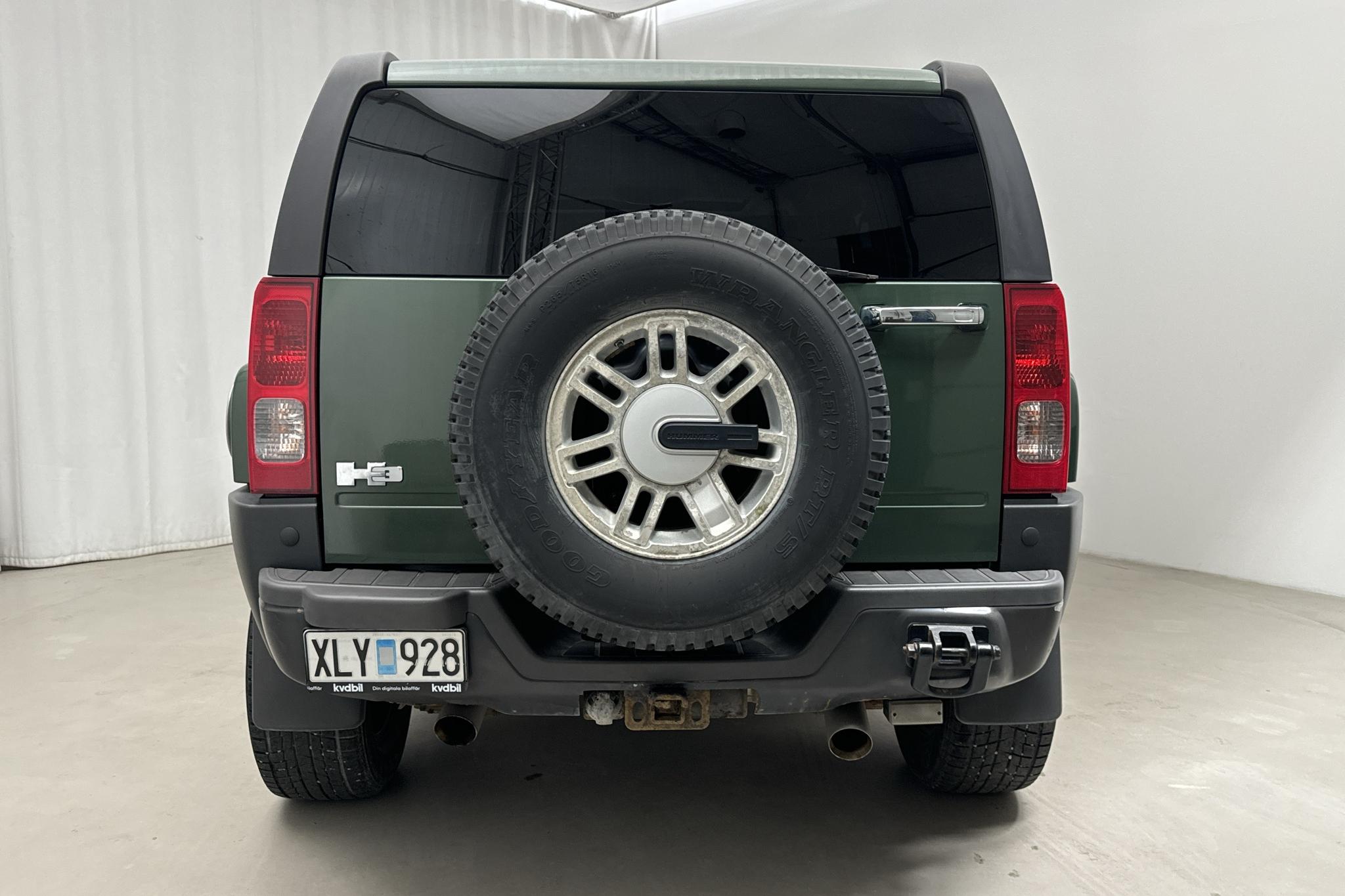 Hummer H3 3.5 (223hk) - 222 420 km - Automaattinen - vihreä - 2006