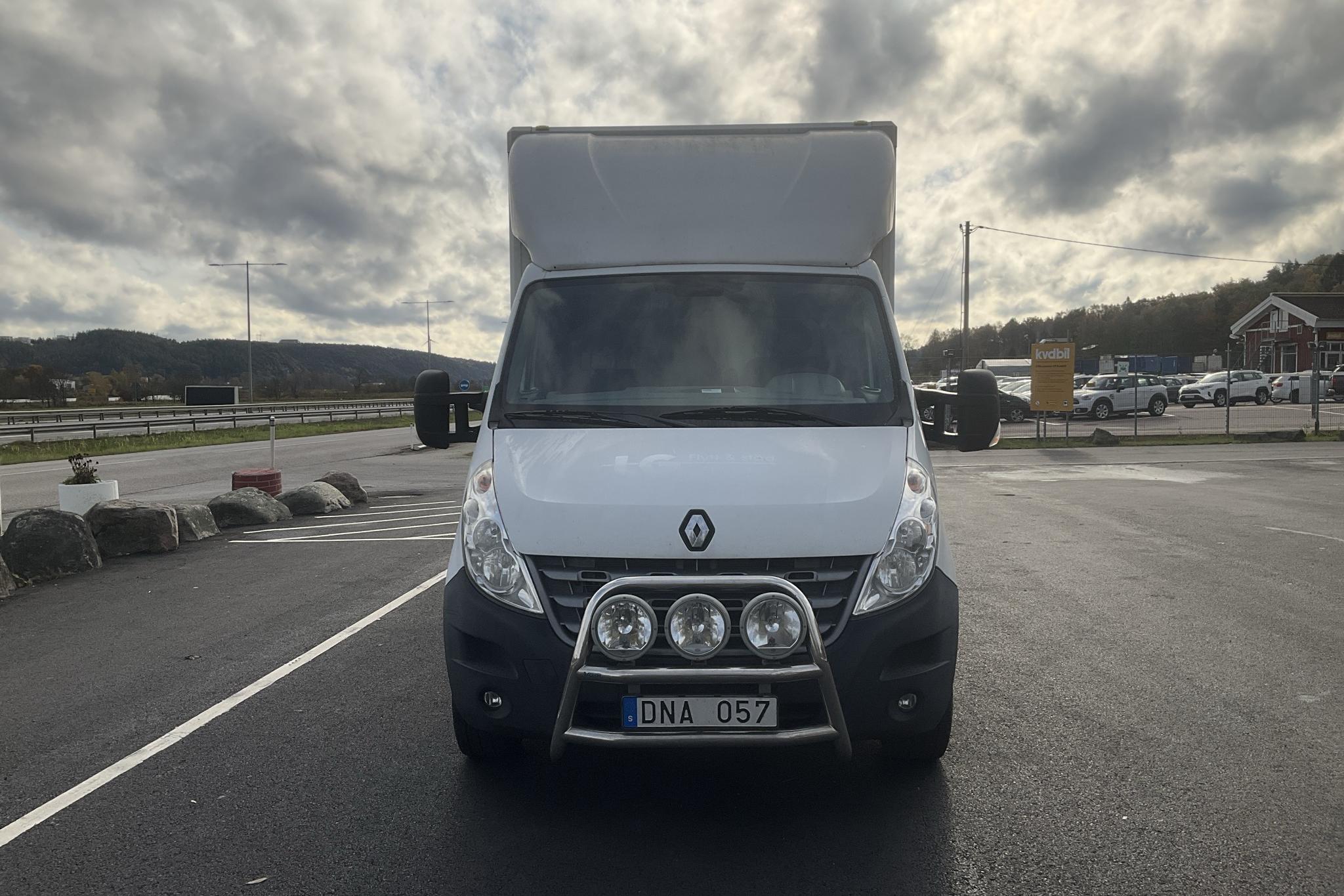 Renault Master 2.3 dCi Volymskåp 2WD (125hk) - 240 260 km - Manuaalinen - valkoinen - 2012