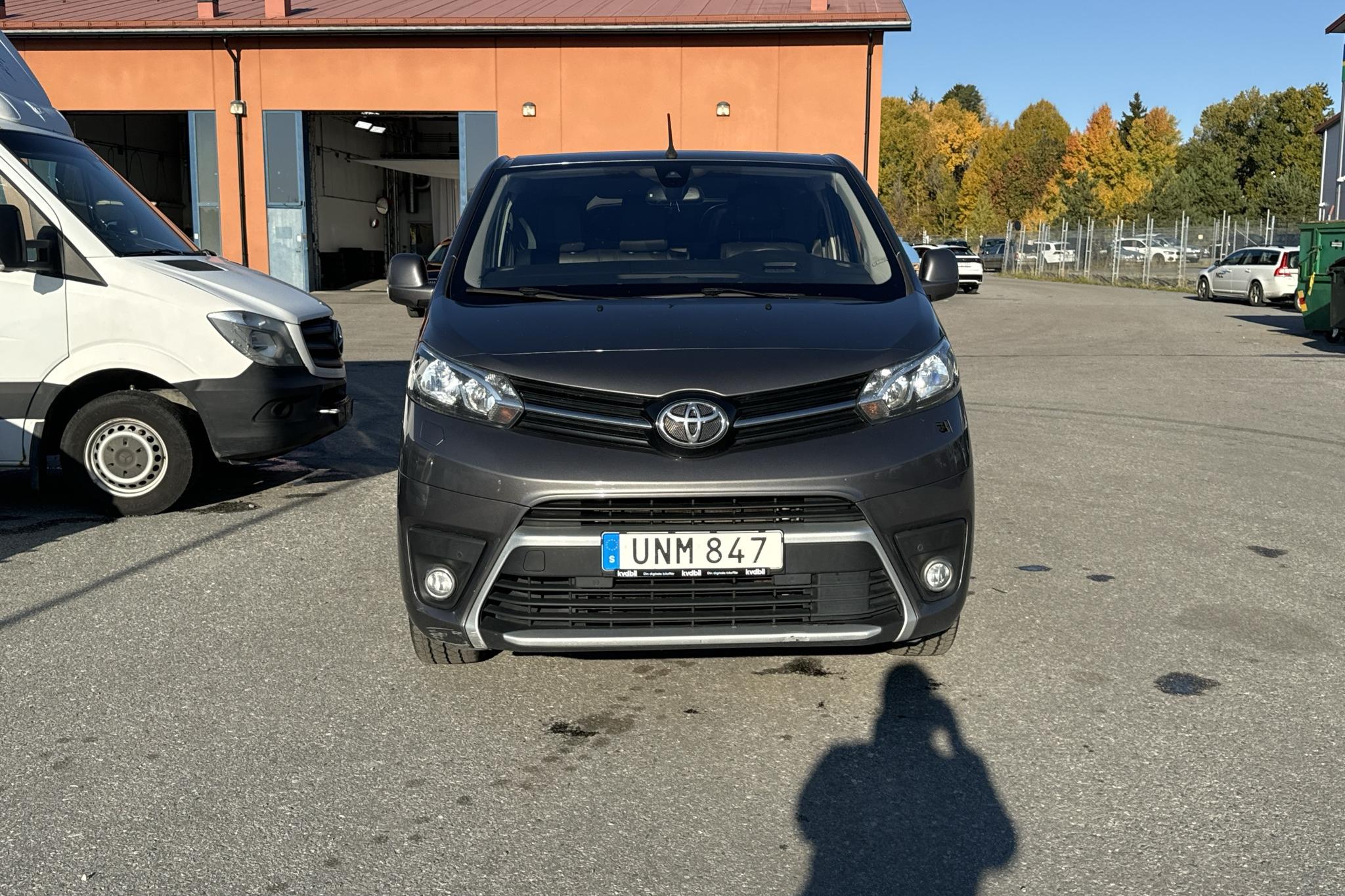 Toyota PROACE 1.6 (115hk) - 157 080 km - Manualna - Dark Grey - 2016