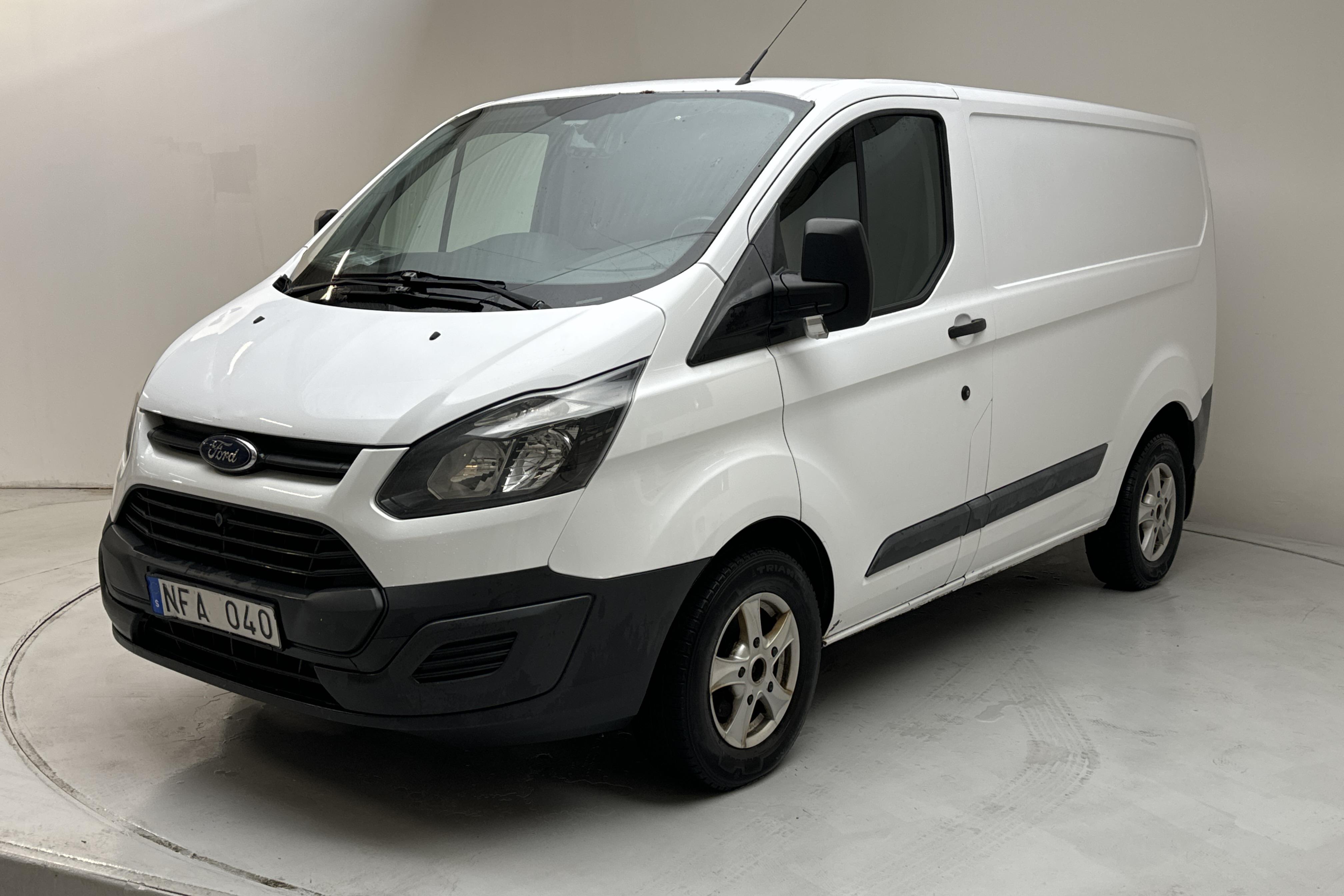 Ford Transit Custom 270 (100hk) - 203 000 km - Manual - white - 2013