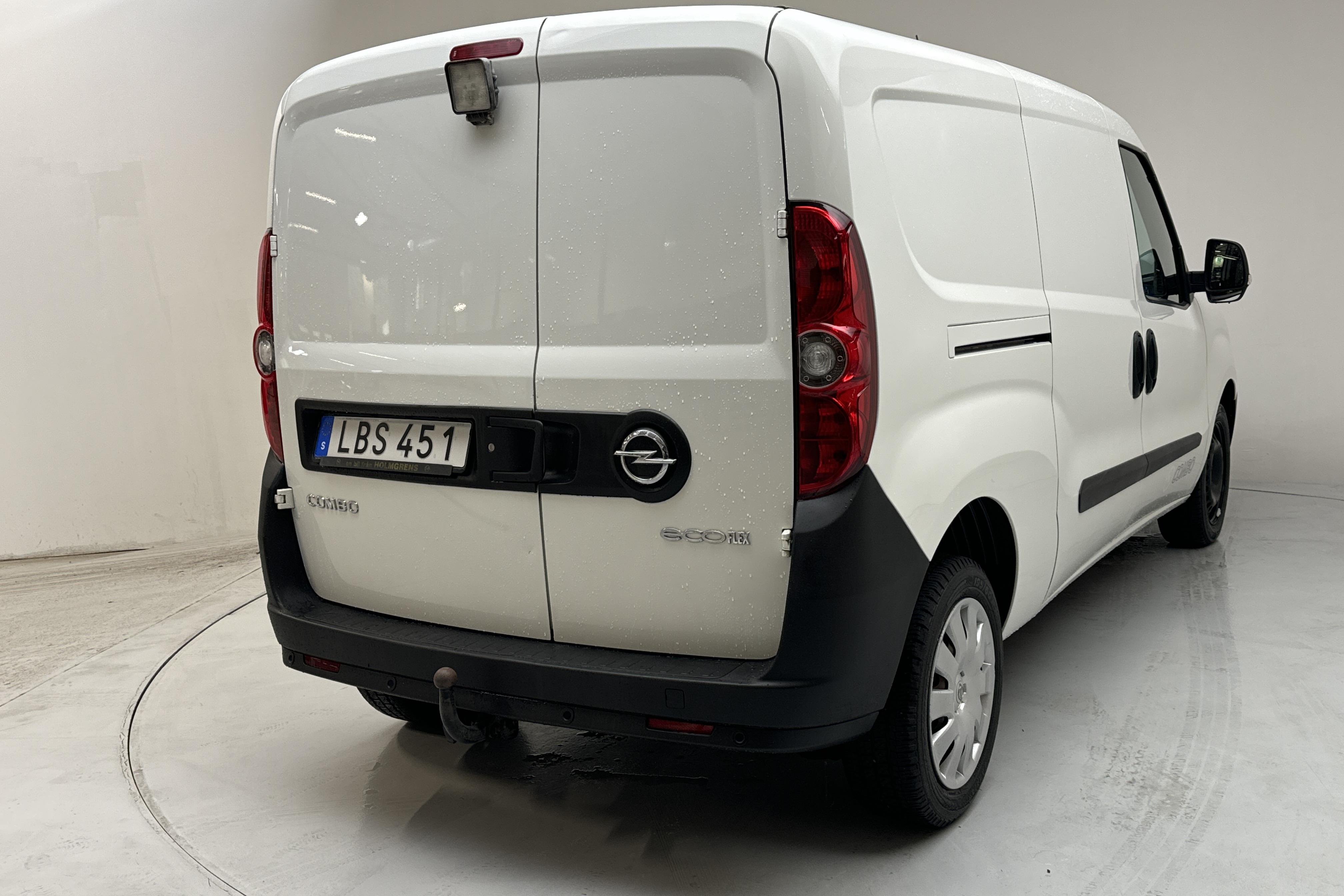 Opel Combo 1.3 CDTI Skåp (90hk) - 98 960 km - Manuaalinen - valkoinen - 2016