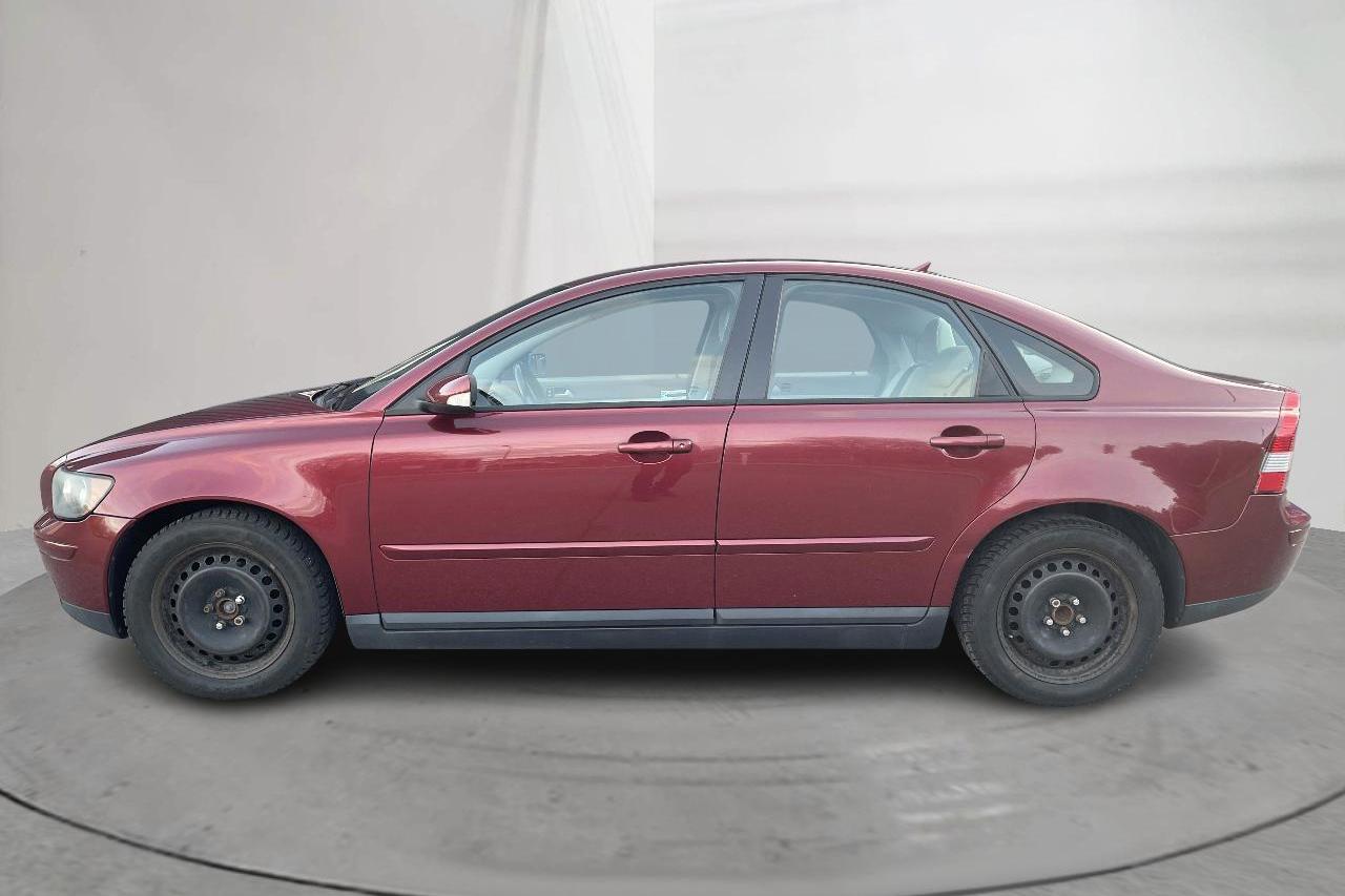 Volvo S40 2.4 (140hk) - 97 400 km - Automatyczna - czerwony - 2005