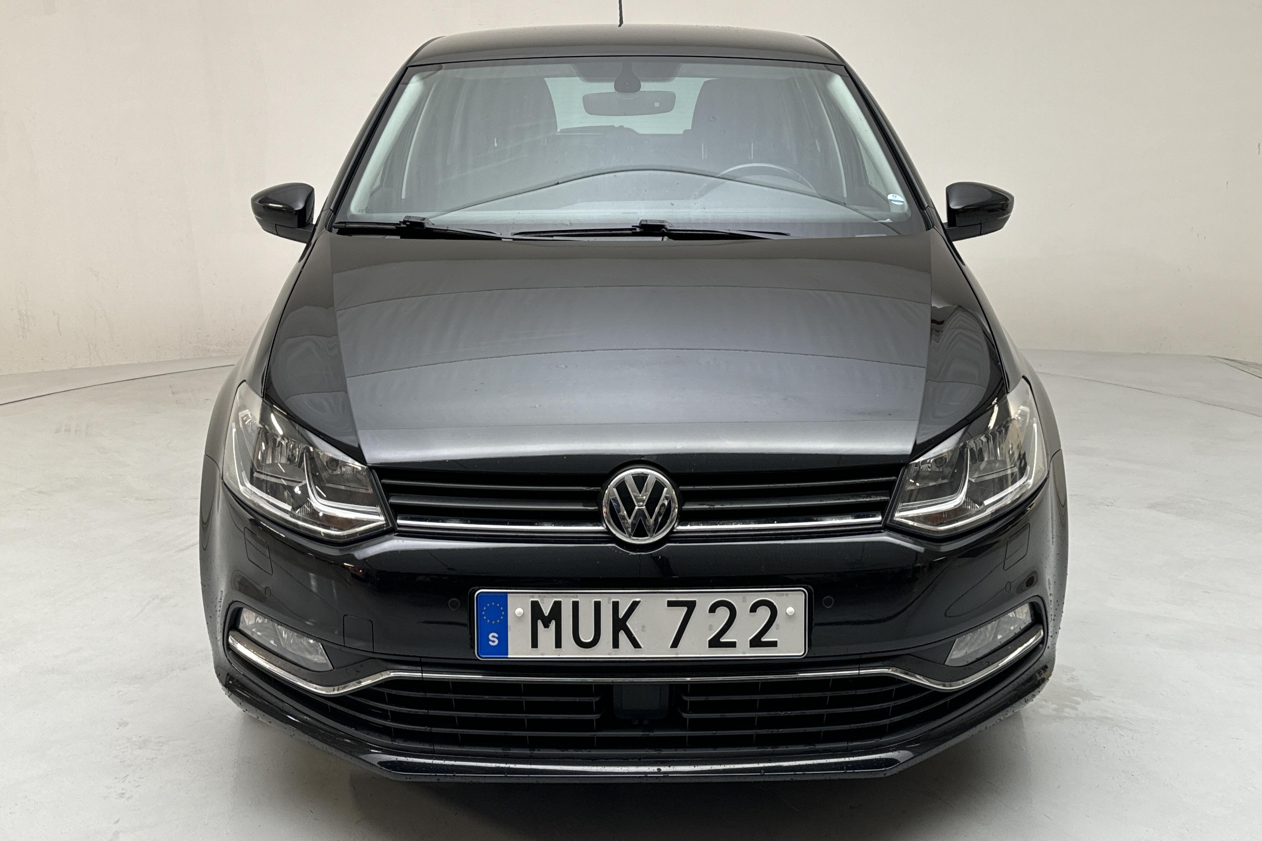 VW Polo 1.2 TSI 5dr (90hk) - 84 890 km - Automatyczna - czarny - 2016